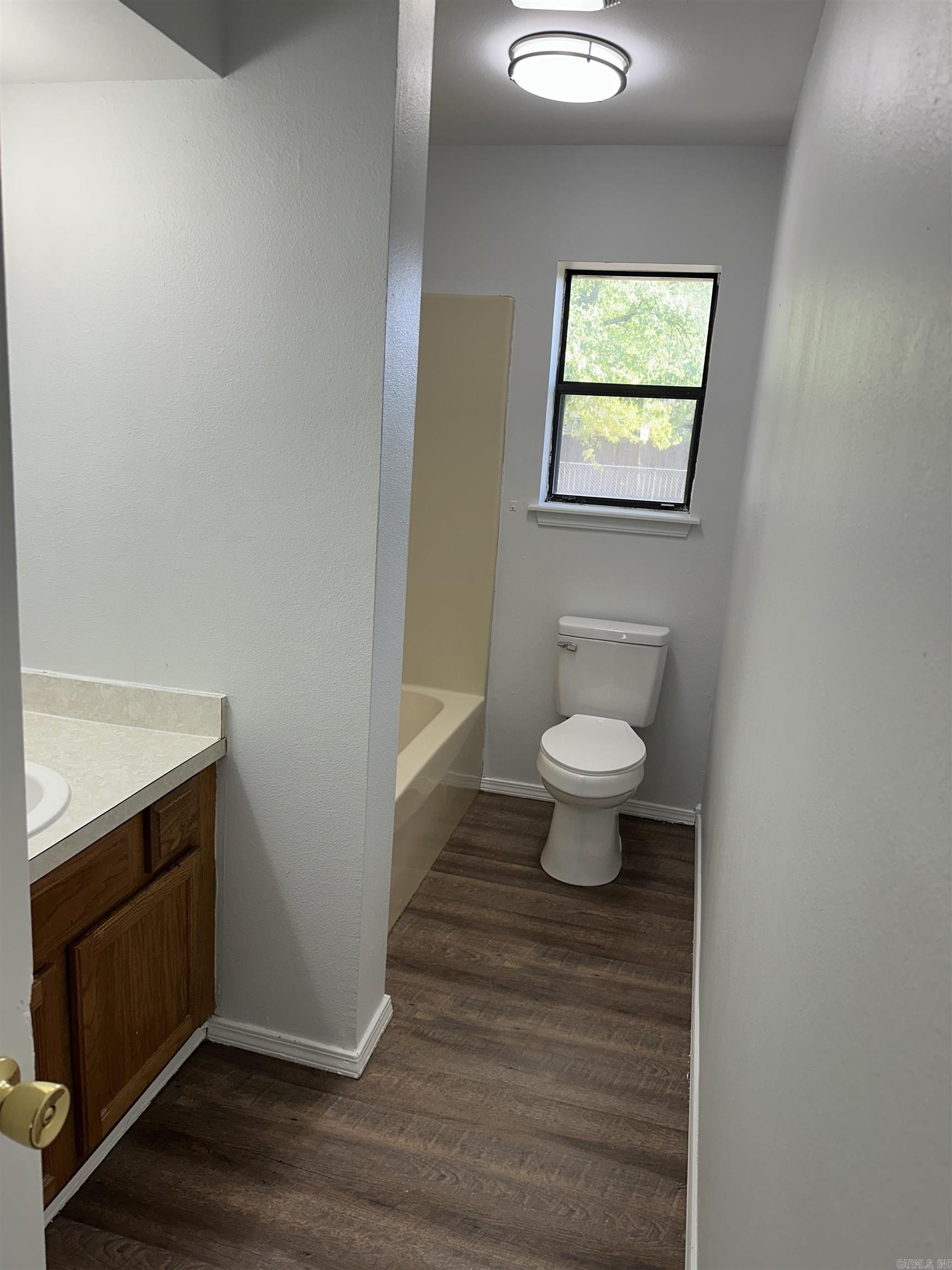 2102 E 14th Street Property Photo 13