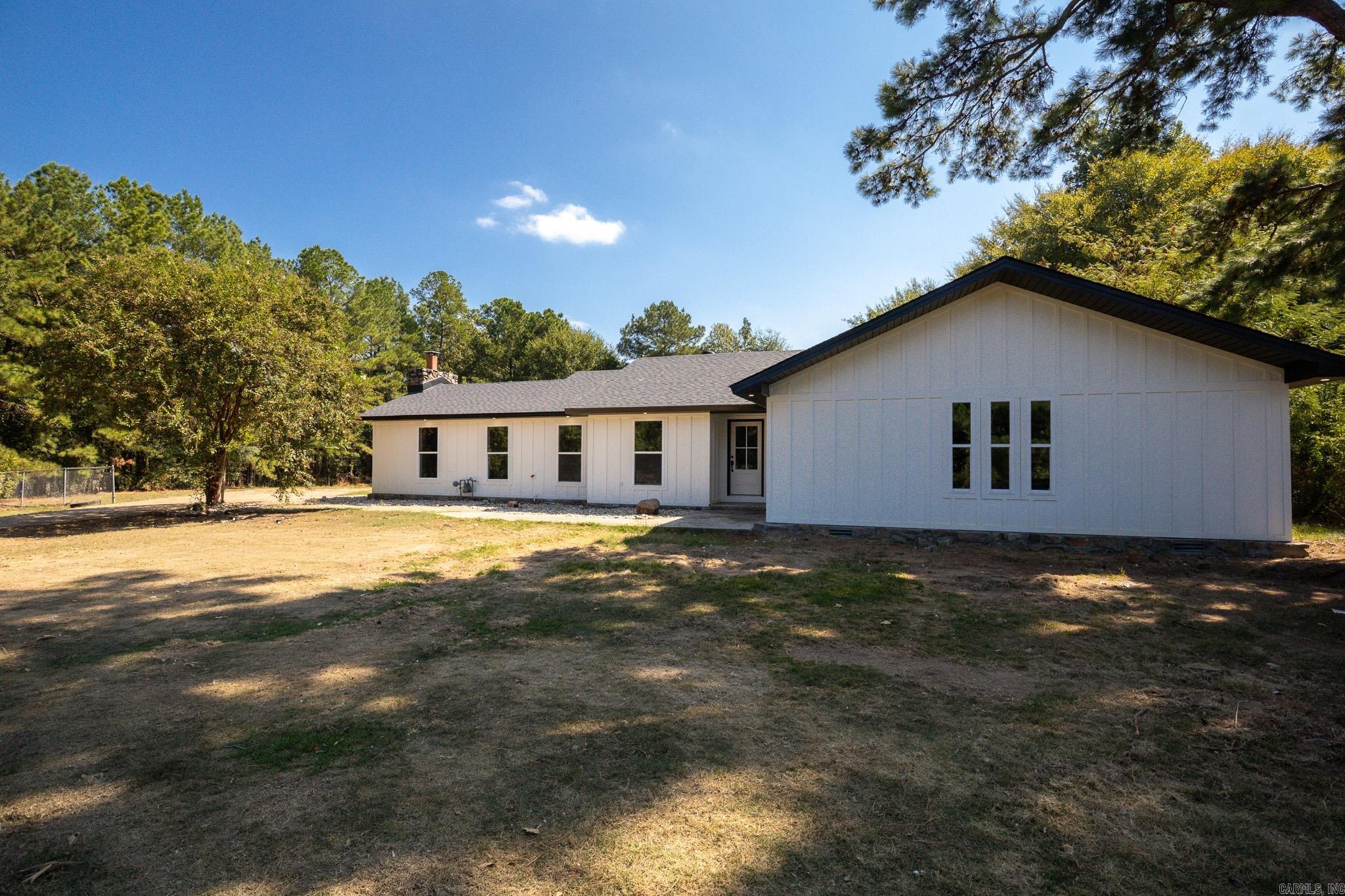 4684 Hwy 167 S. Property Photo 1