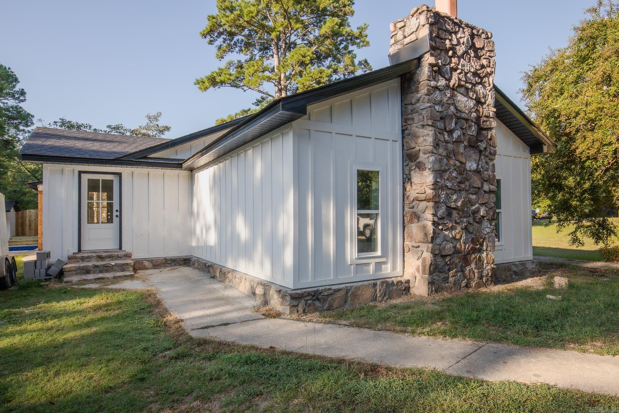 4684 Hwy 167 S. Property Photo 5