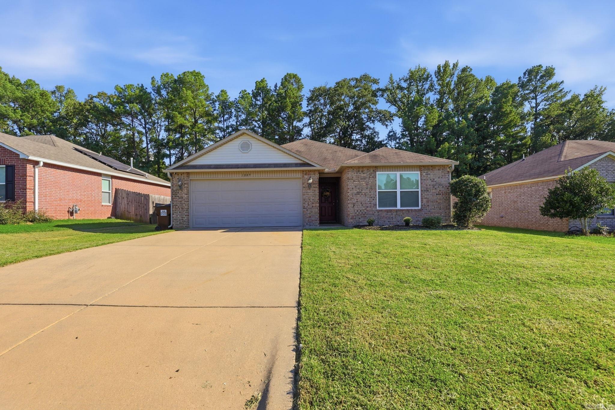 1089 Meadows Edge Drive Property Photo 1