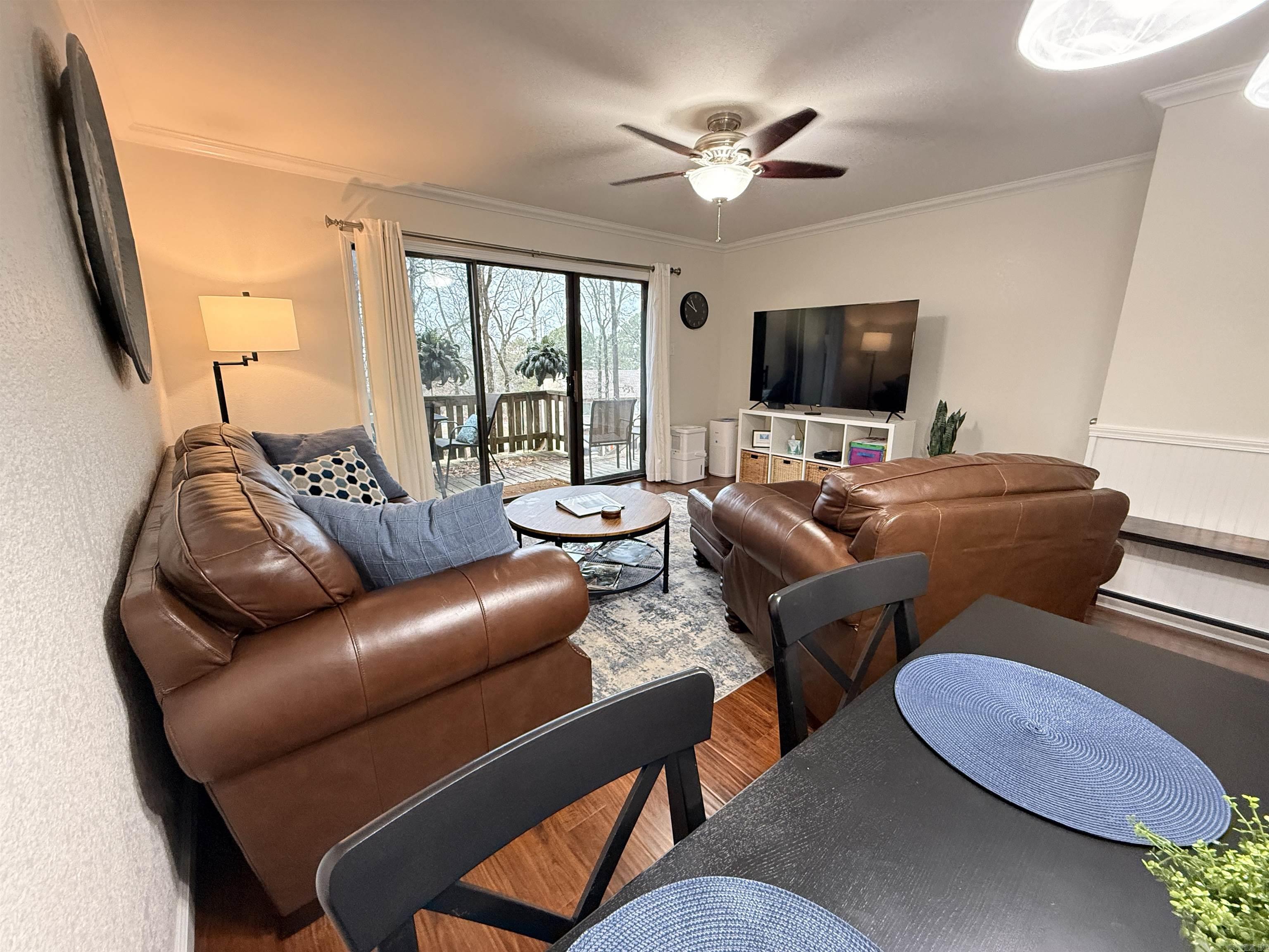 104 Chelsea Dr. #13 13 Property Photo 2