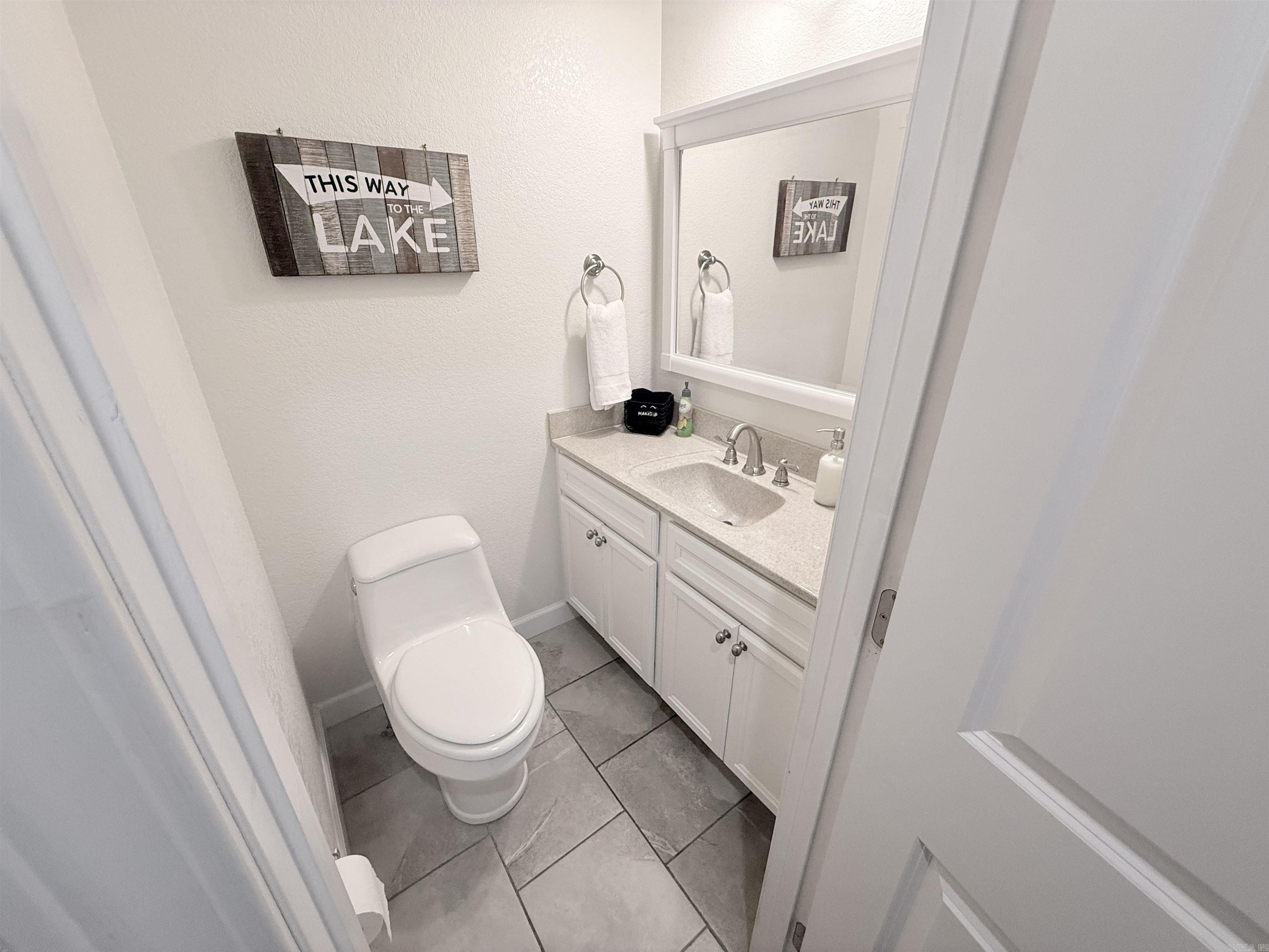 104 Chelsea Dr. #13 13 Property Photo 15