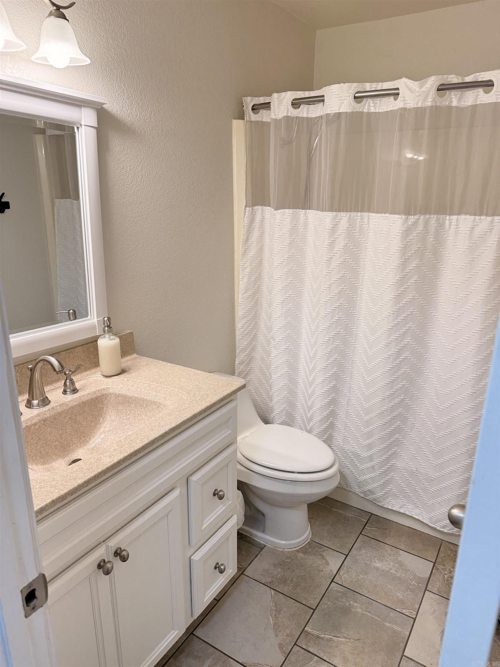 104 Chelsea Dr. #13 13 Property Photo 28