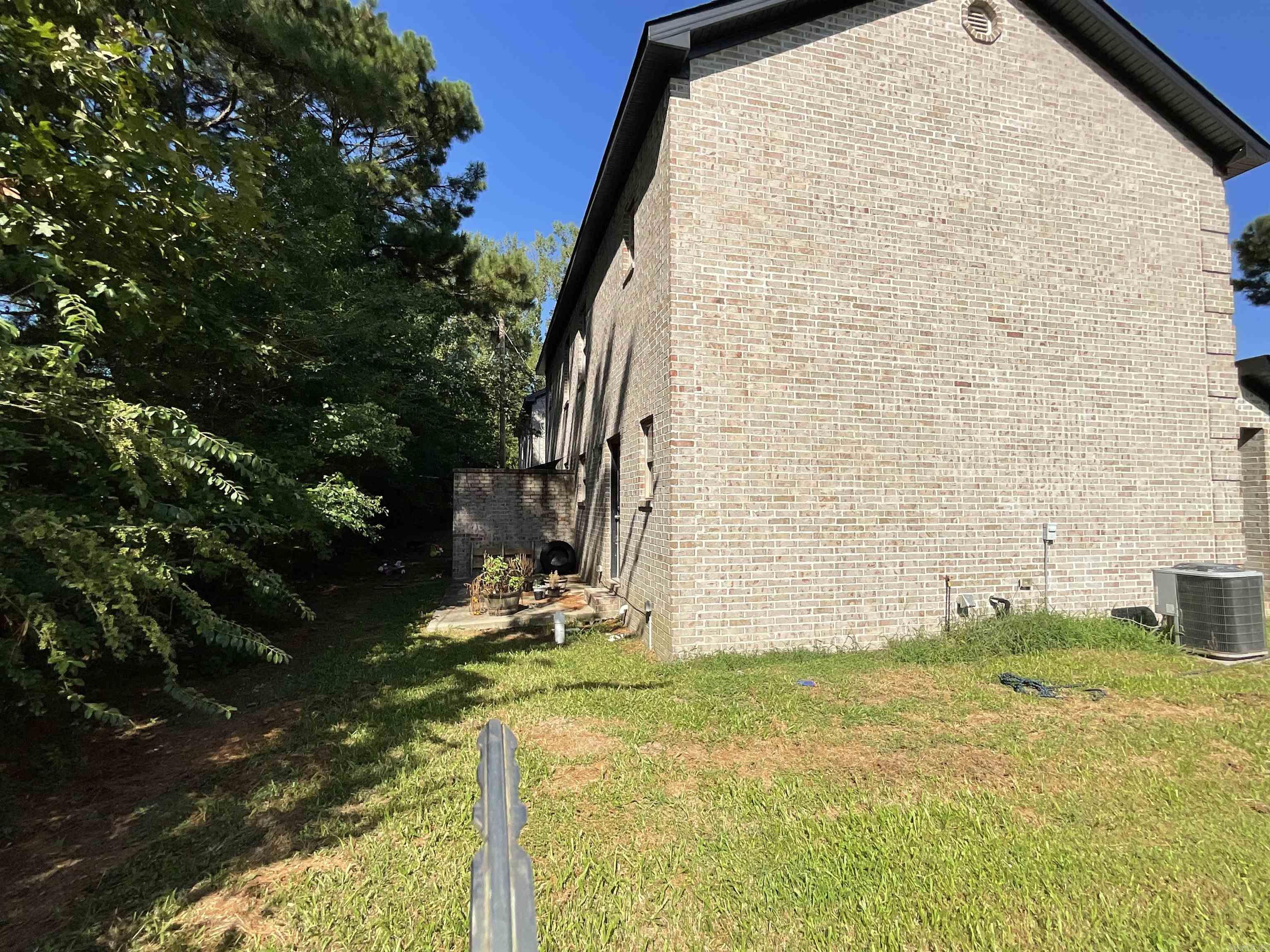 533 Grand Avenue Property Photo 11