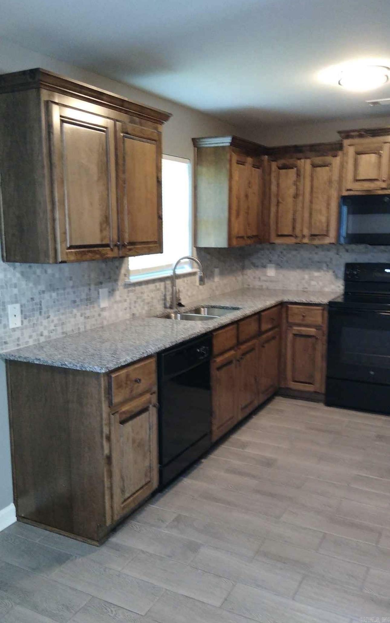 533 Grand Avenue Property Photo 21