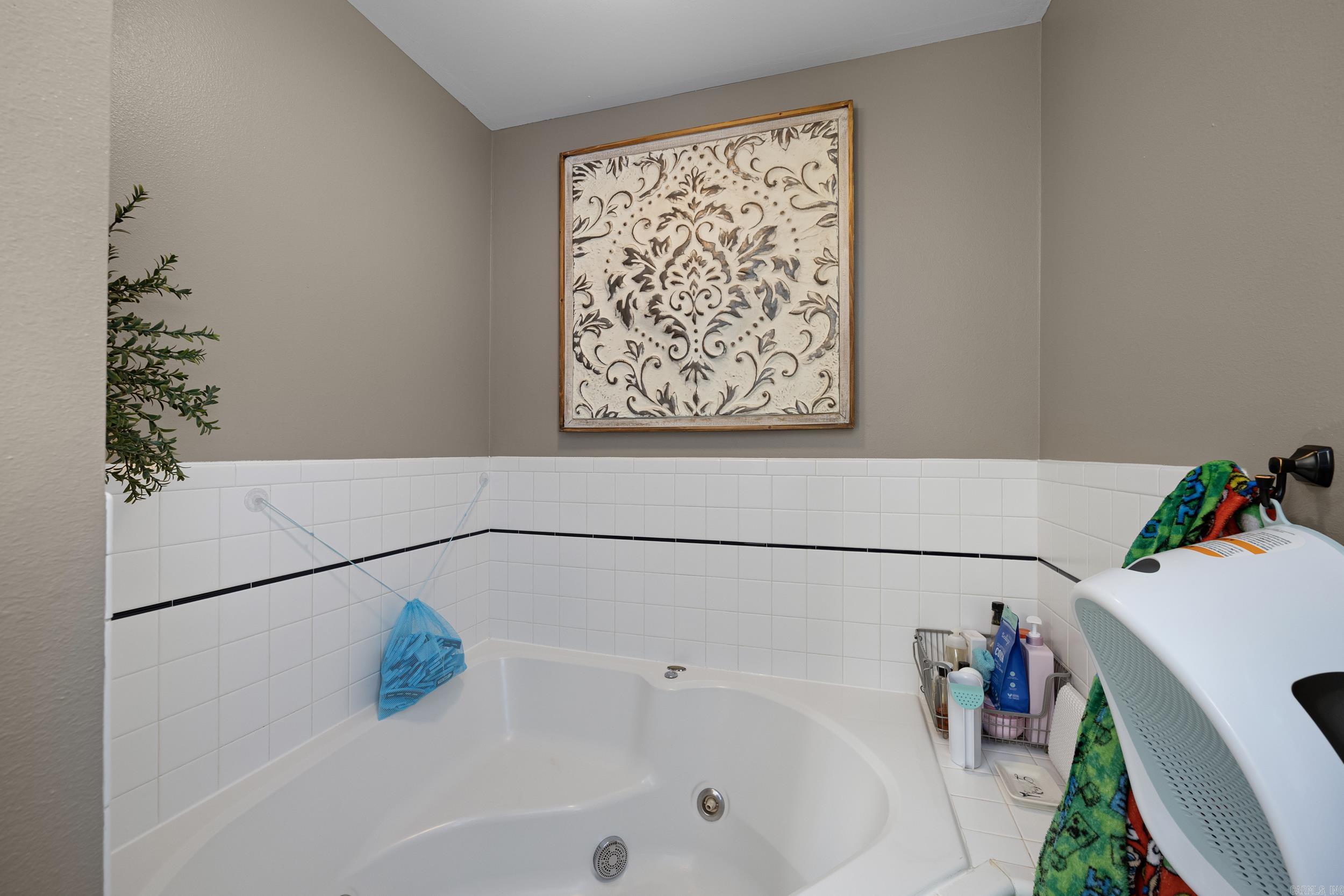 2111 S Ithaca Ave Property Photo 24