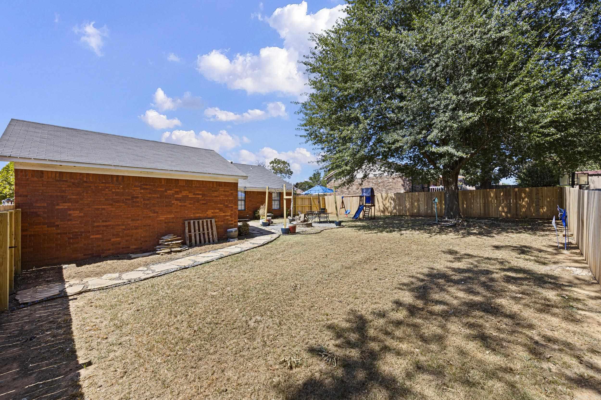 2111 S Ithaca Ave Property Photo 33
