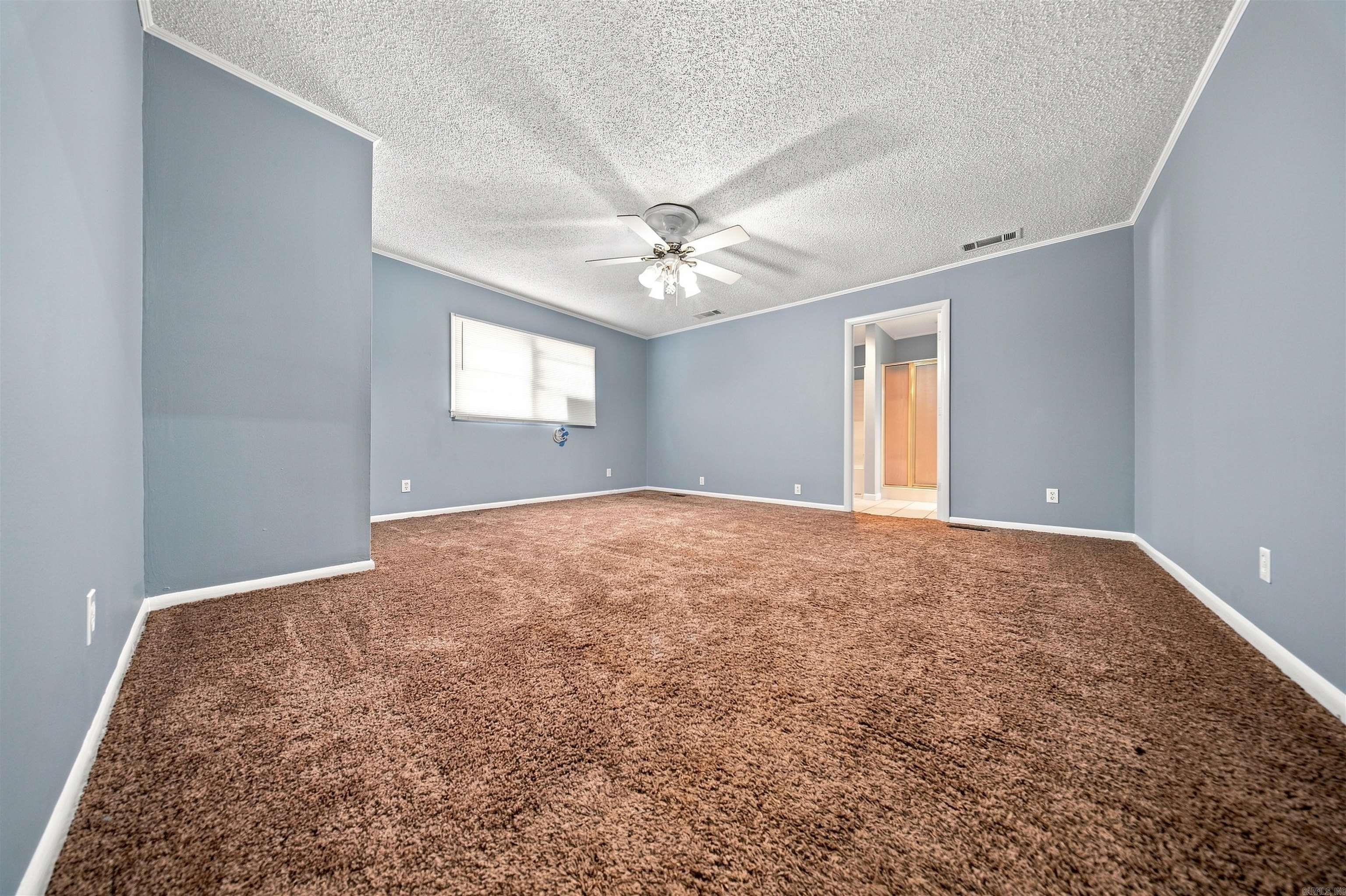 115 Crouch Property Photo 14