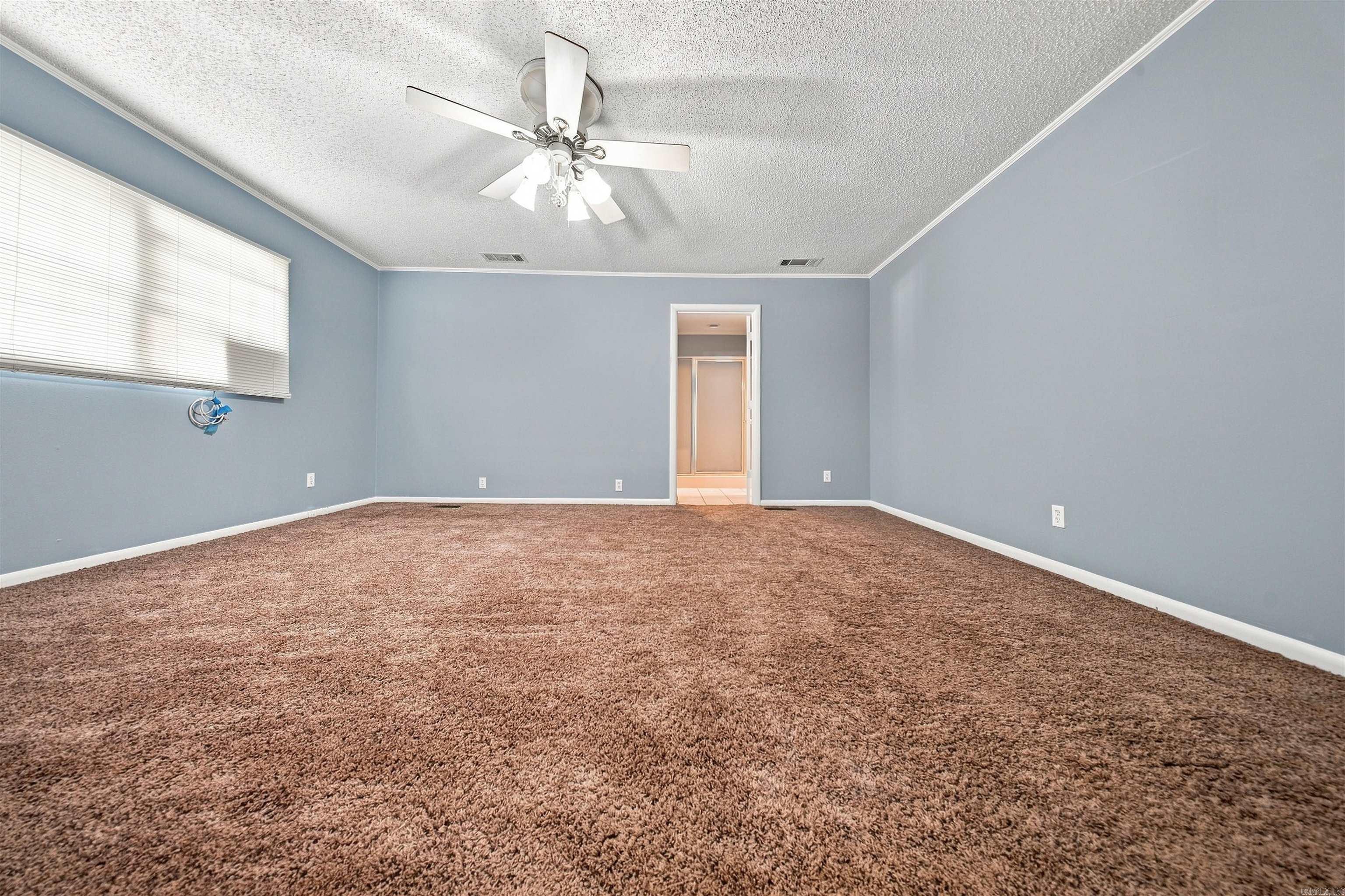 115 Crouch Property Photo 15