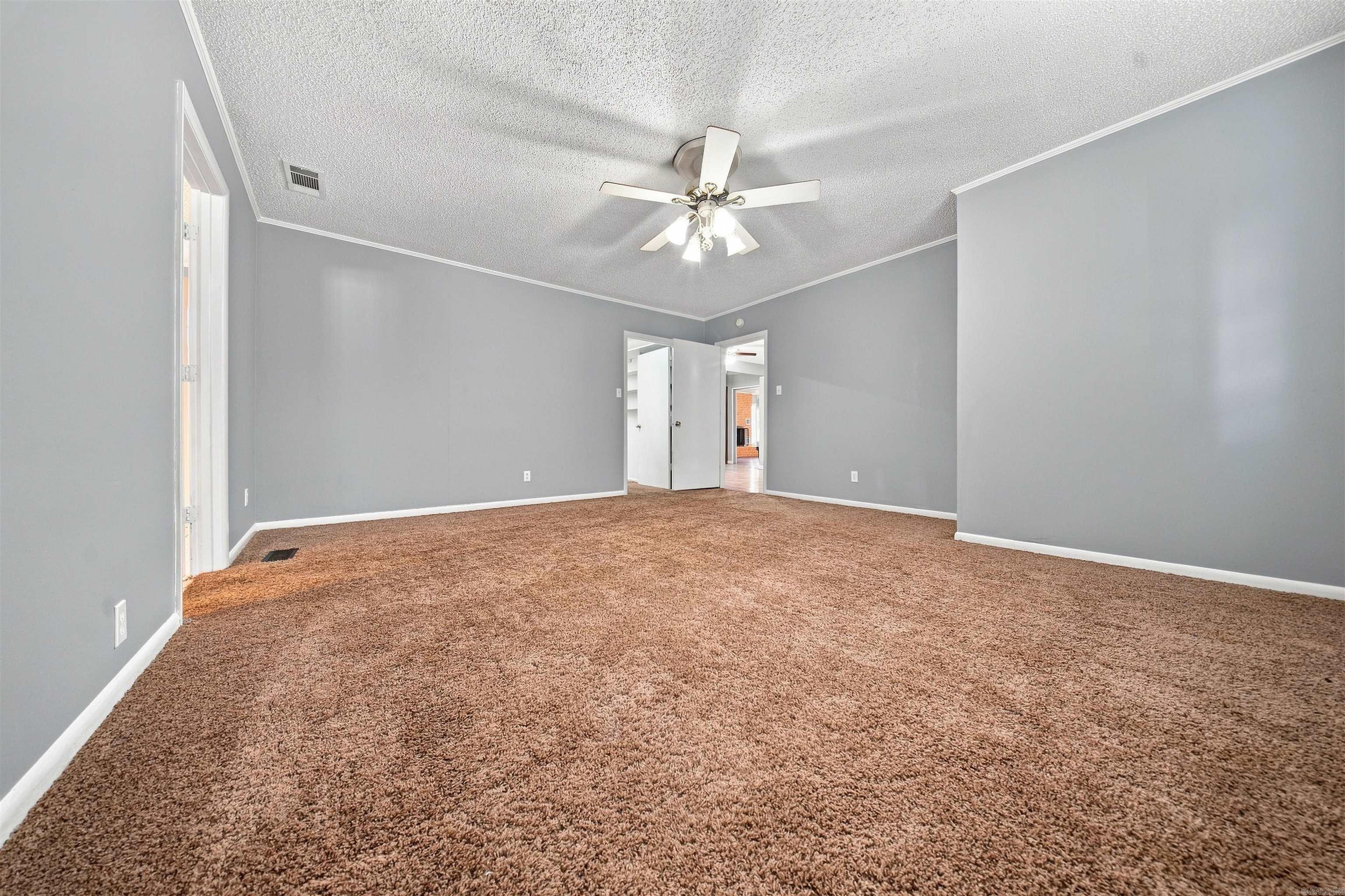 115 Crouch Property Photo 16