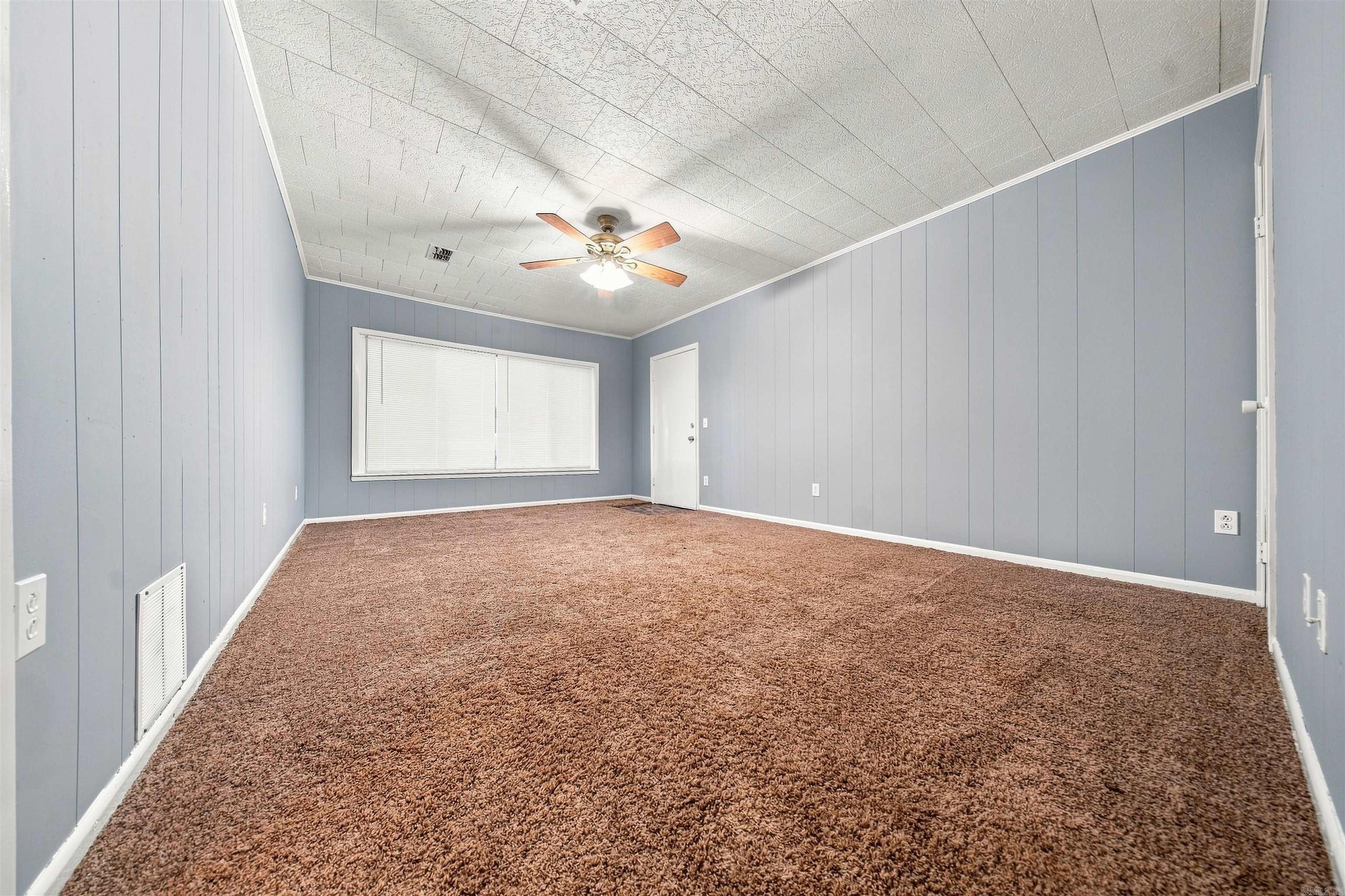 115 Crouch Property Photo 24