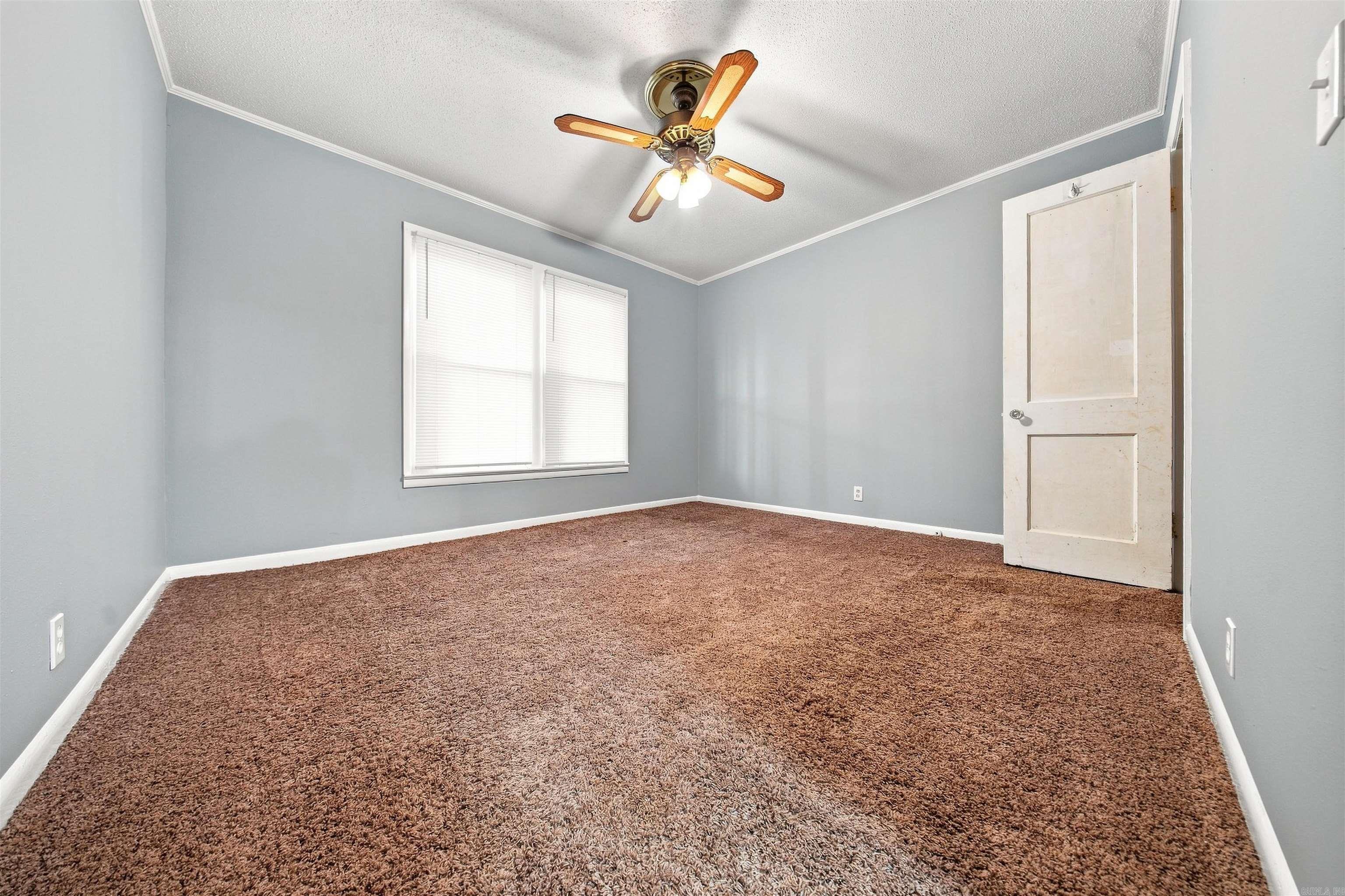 115 Crouch Property Photo 29