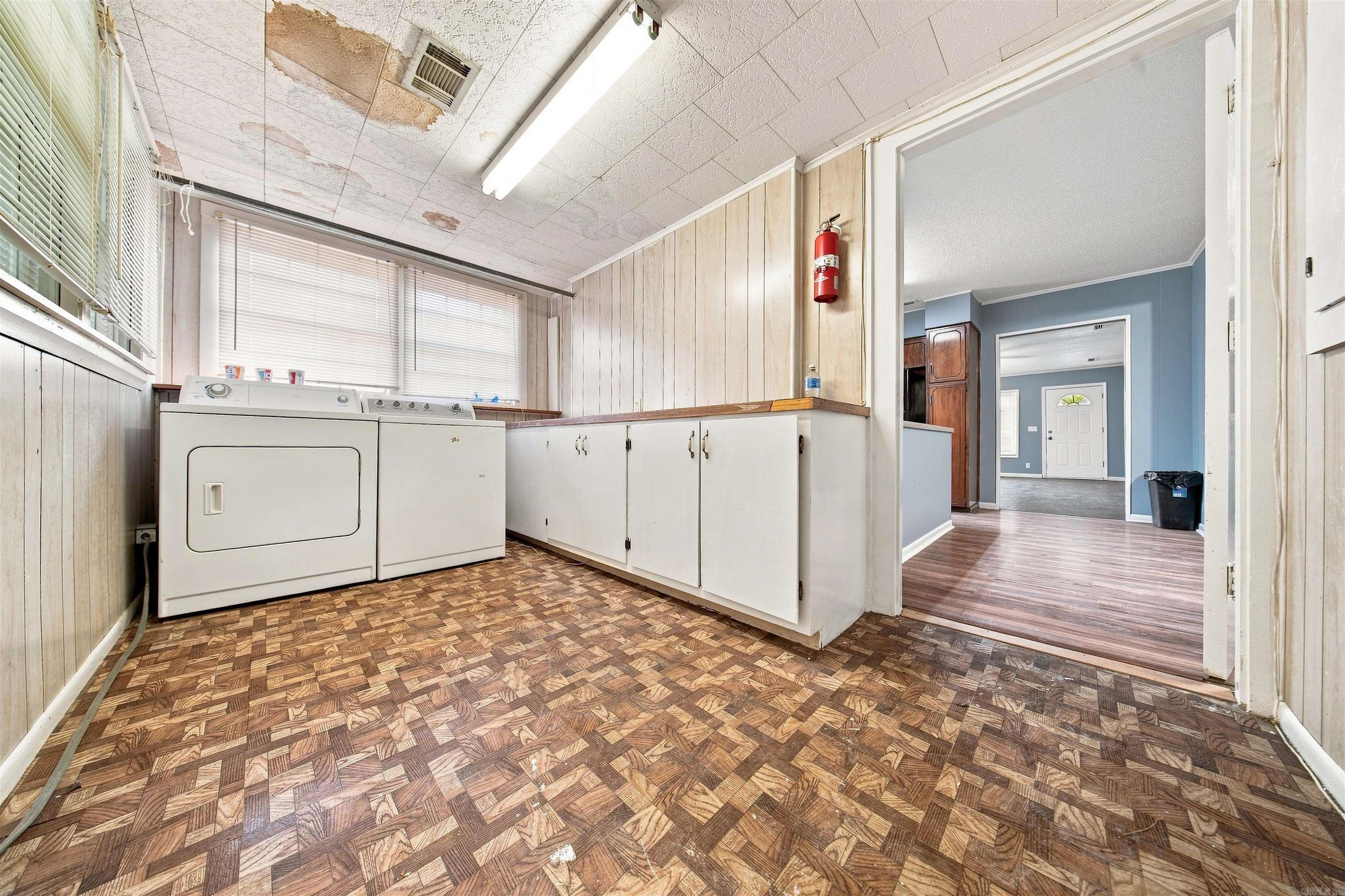 115 Crouch Property Photo 32