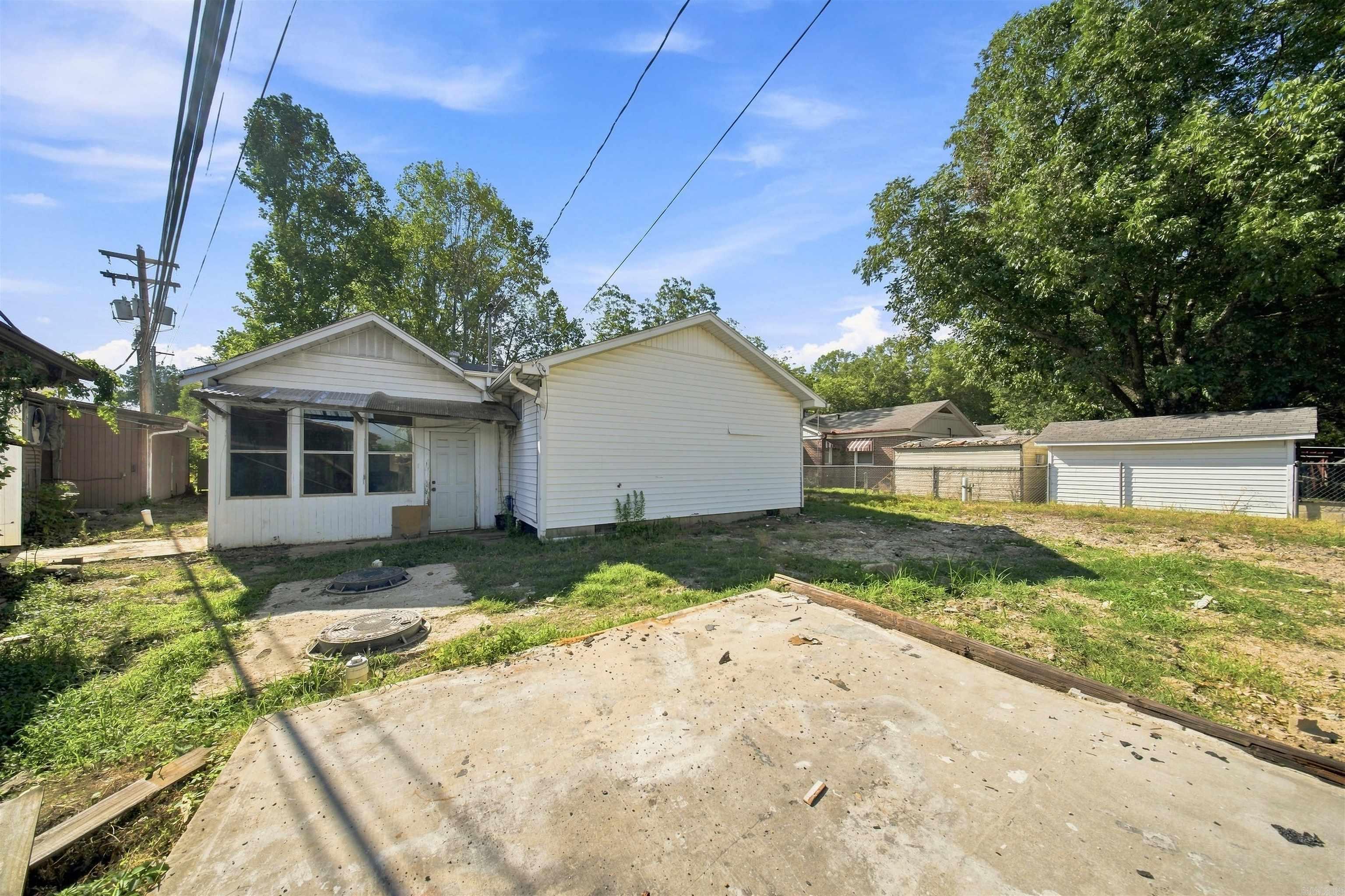 115 Crouch Property Photo 36