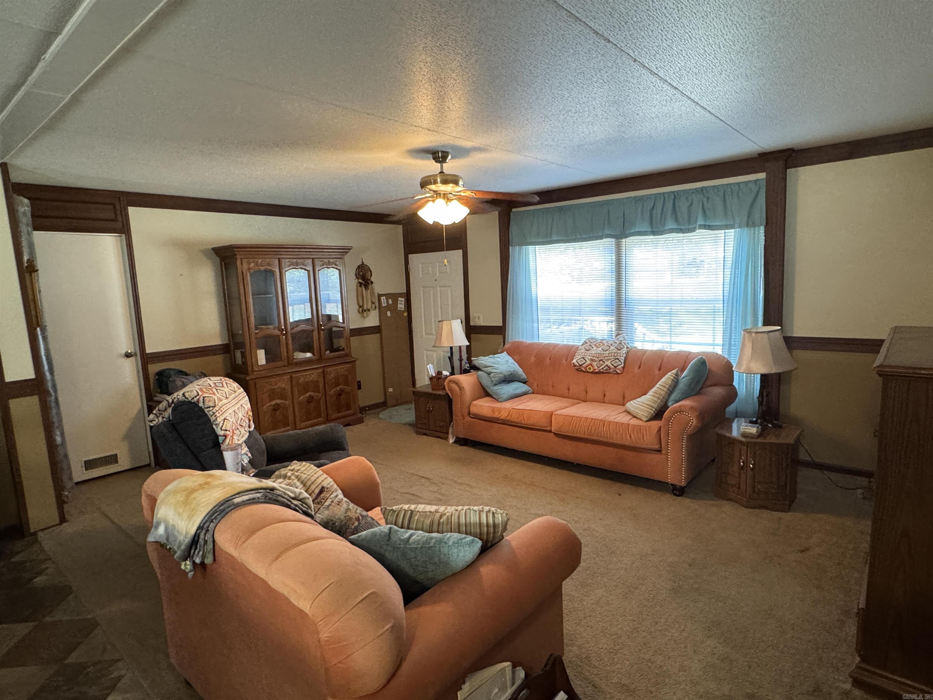 1100 Sunny Slope Road Property Photo 5