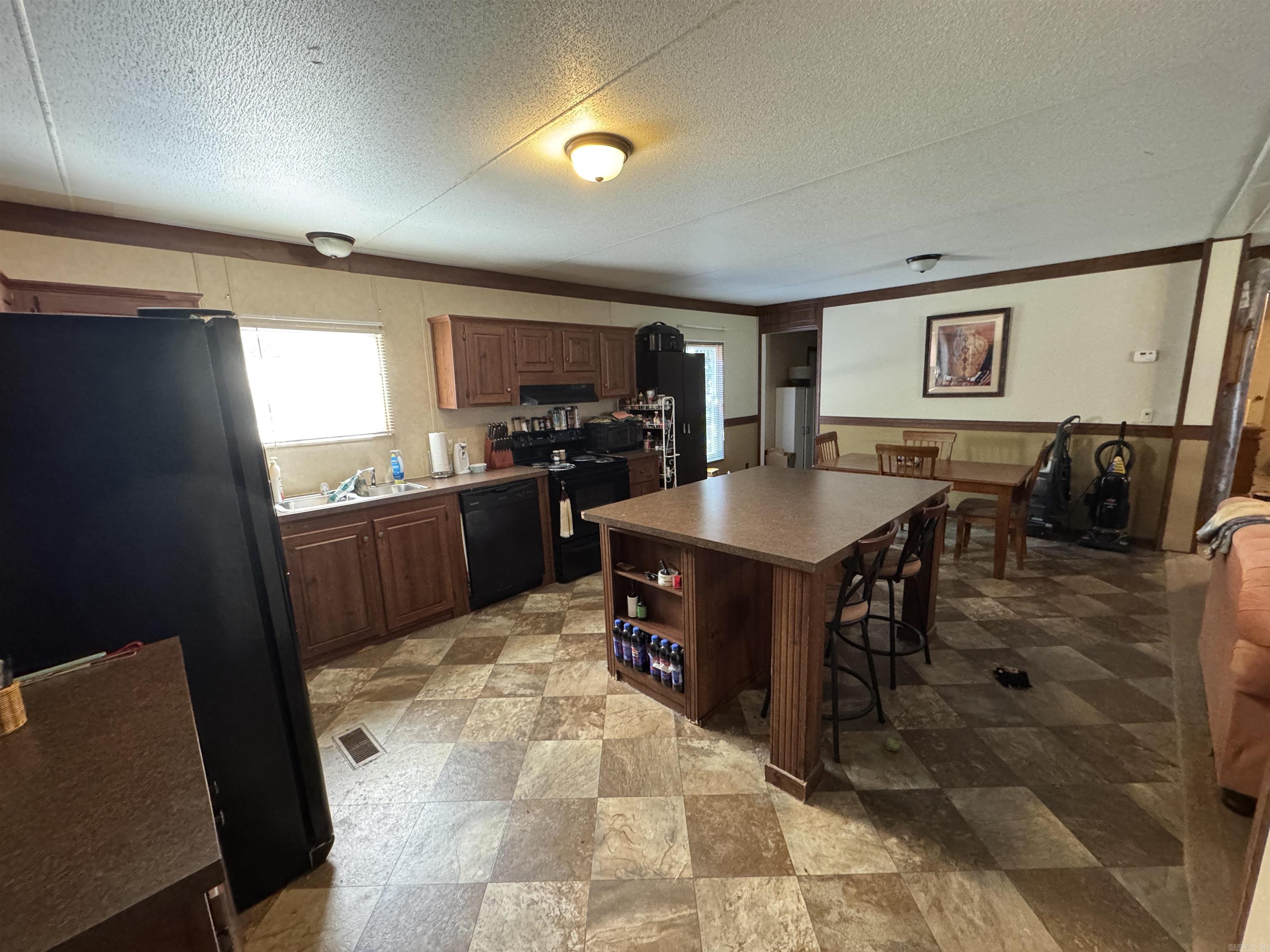 1100 Sunny Slope Road Property Photo 6