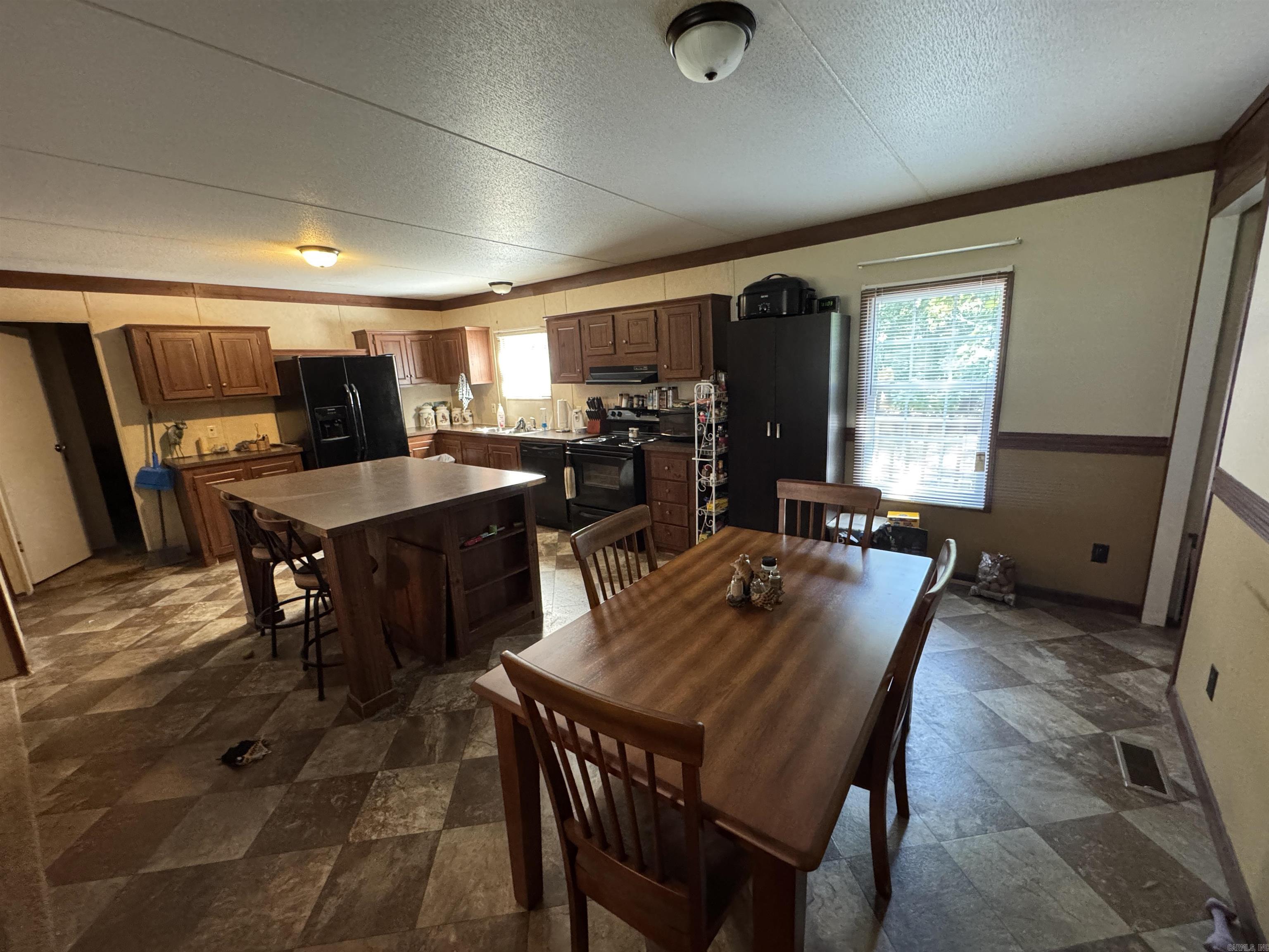 1100 Sunny Slope Road Property Photo 7