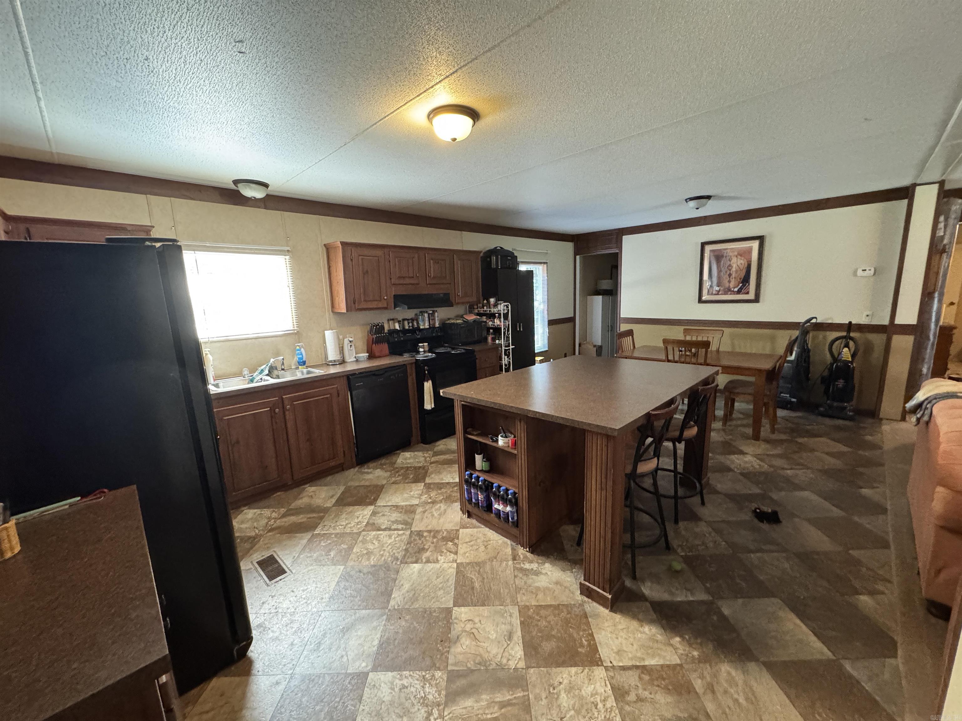 1100 Sunny Slope Road Property Photo 8