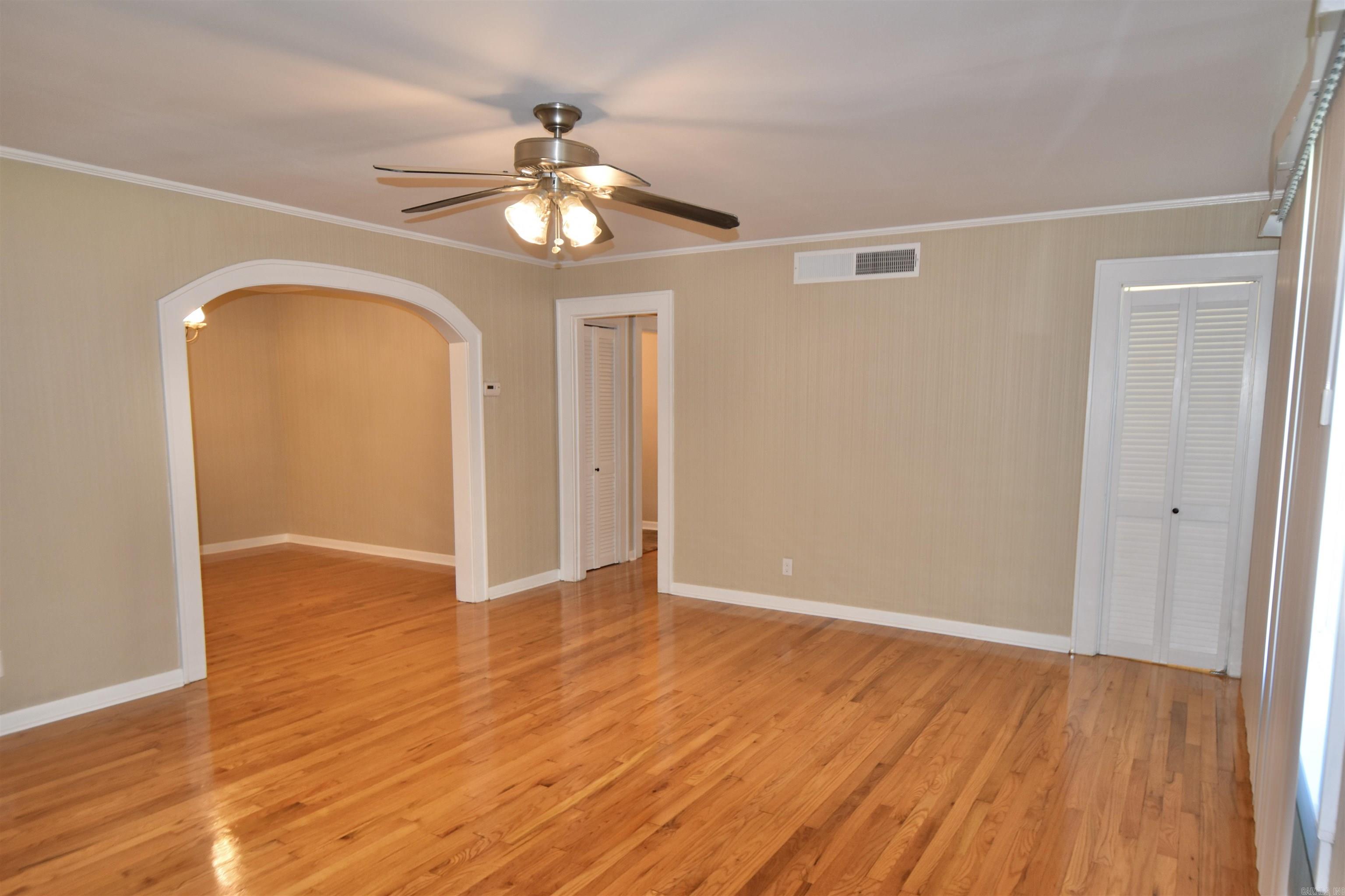 1117 Pine Bluff Street Property Photo 2