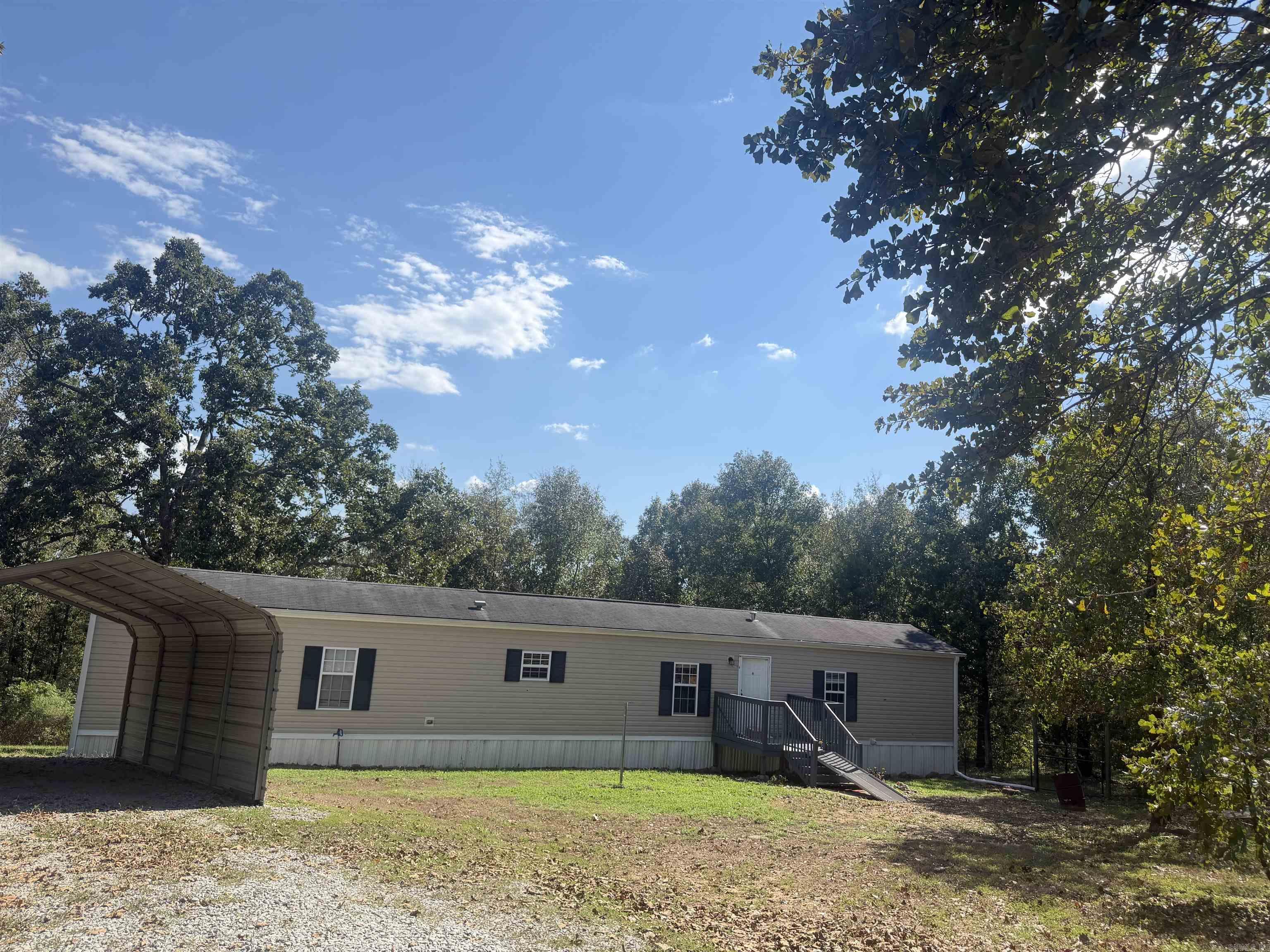 104 Deer Ridge Drive Property Photo 1