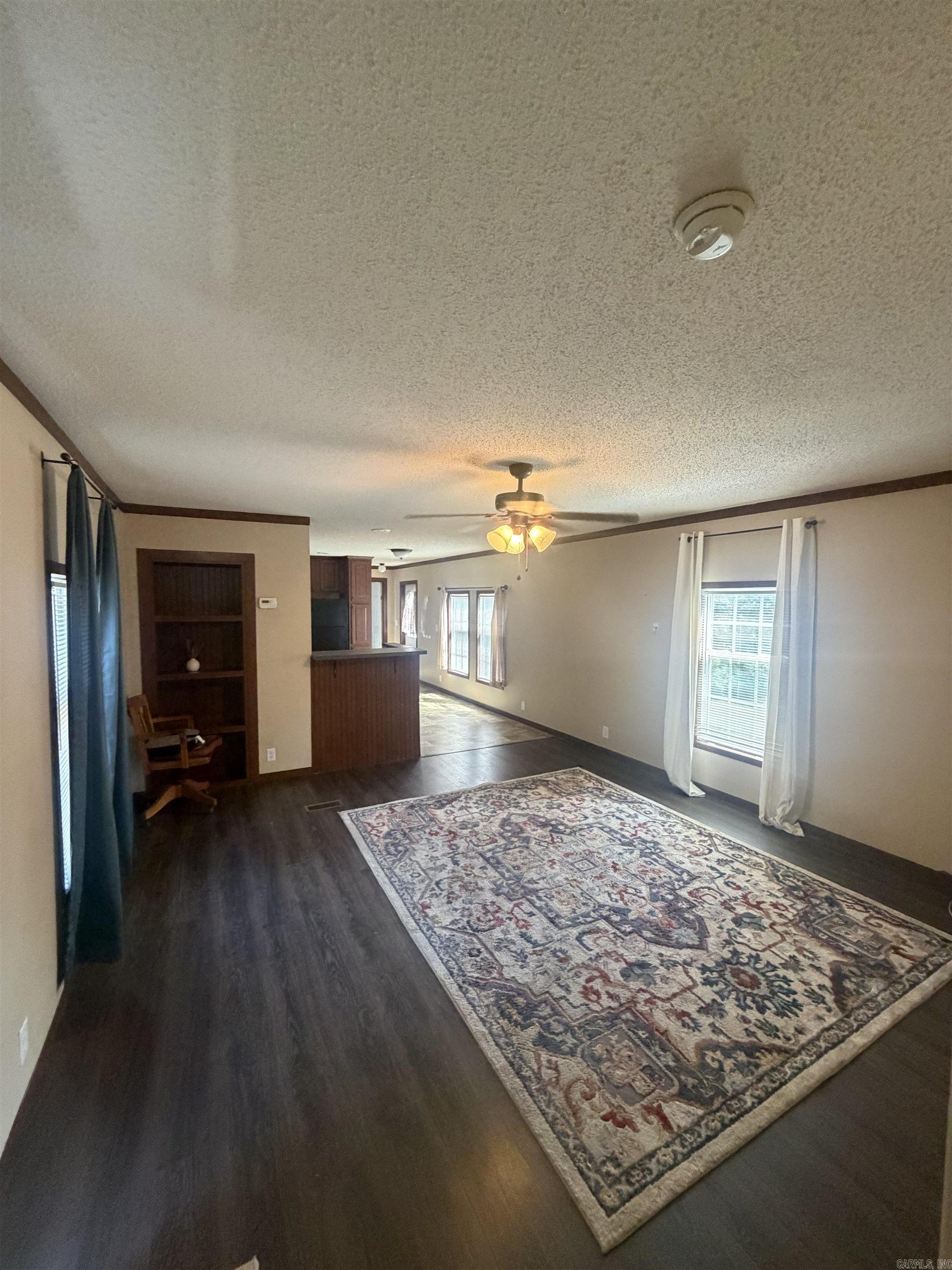 104 Deer Ridge Drive Property Photo 4