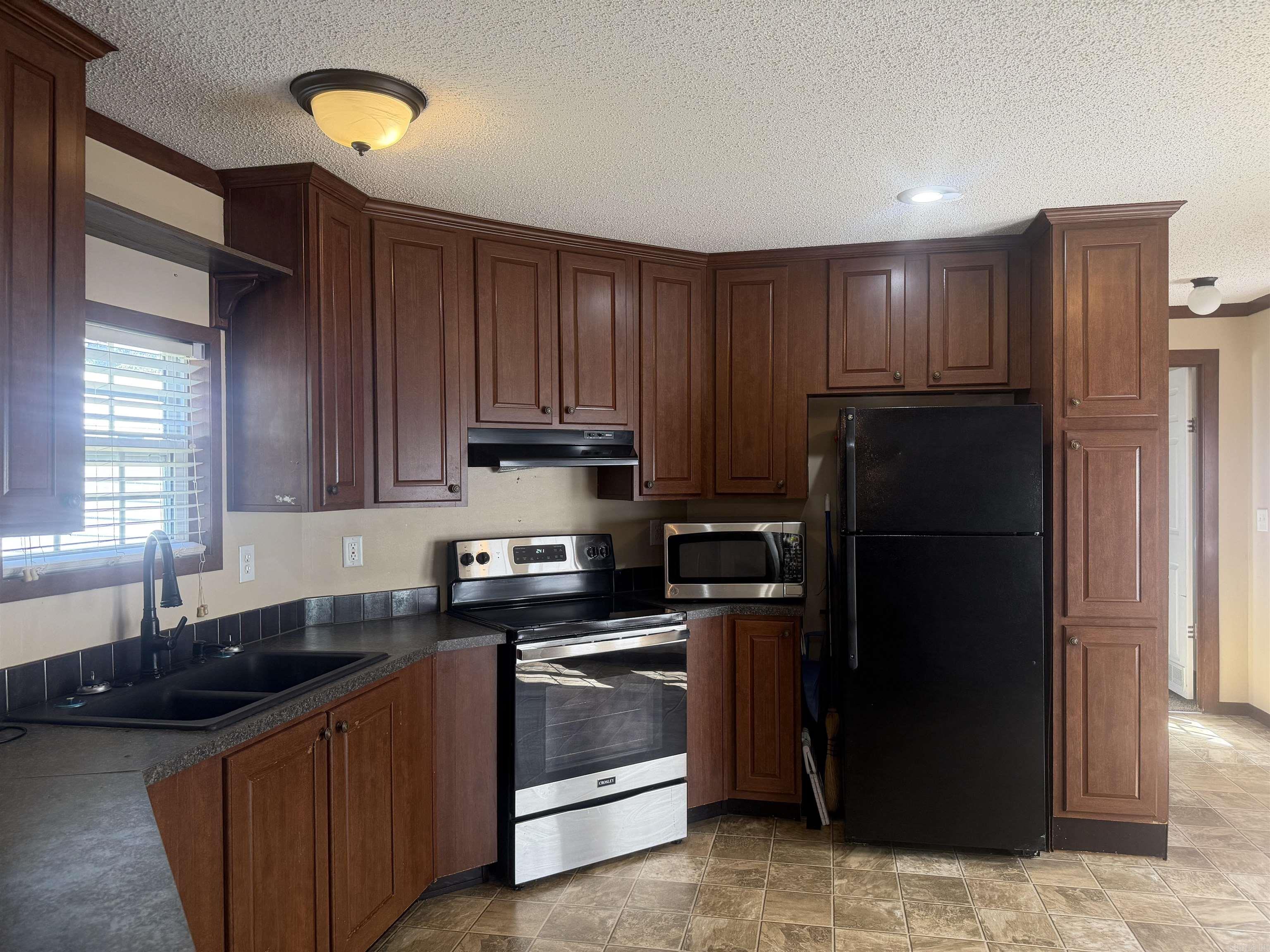 104 Deer Ridge Drive Property Photo 10