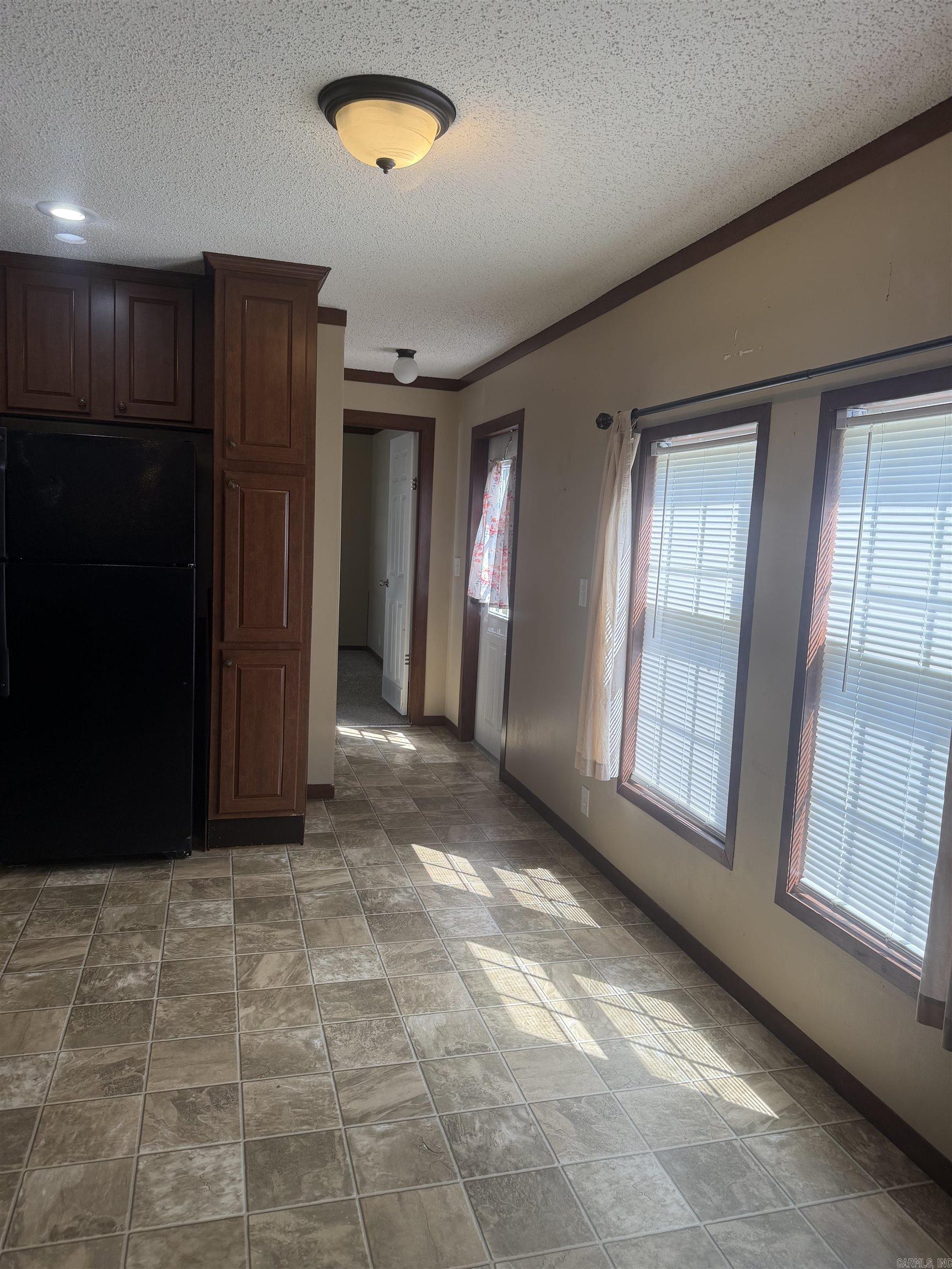 104 Deer Ridge Drive Property Photo 11