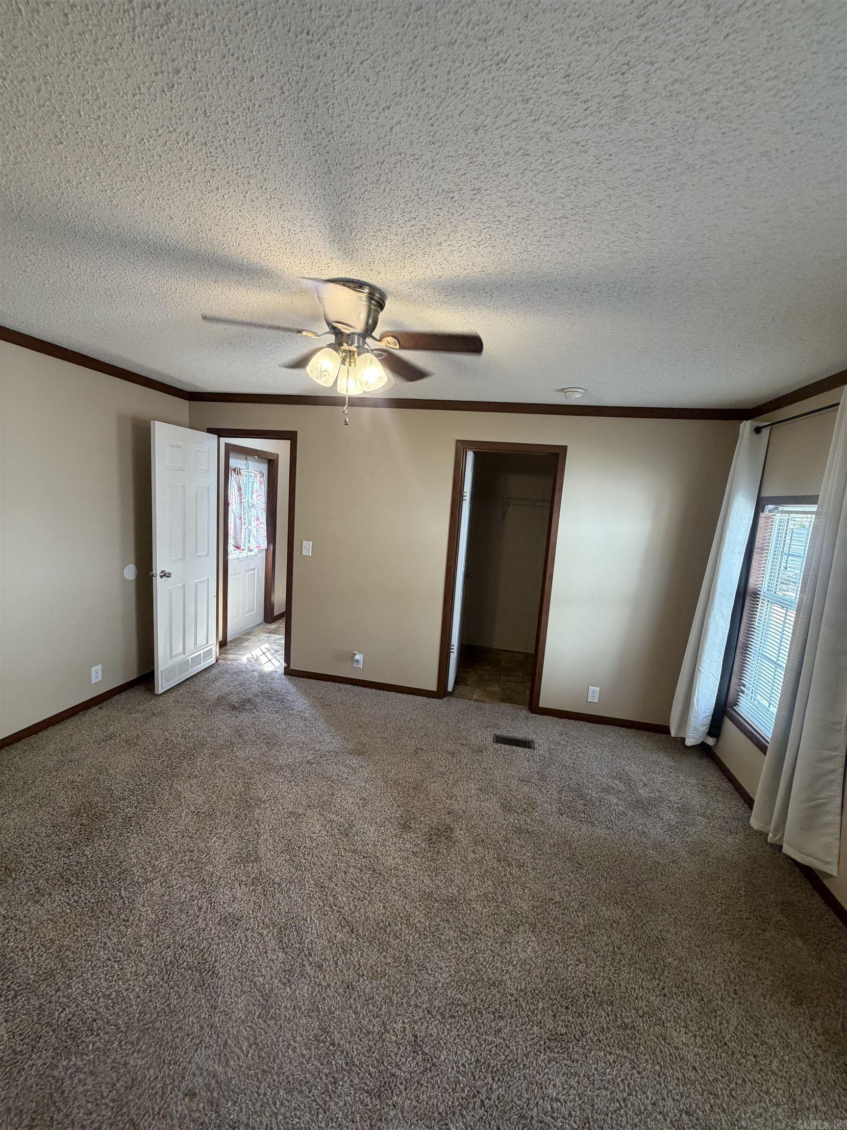 104 Deer Ridge Drive Property Photo 18