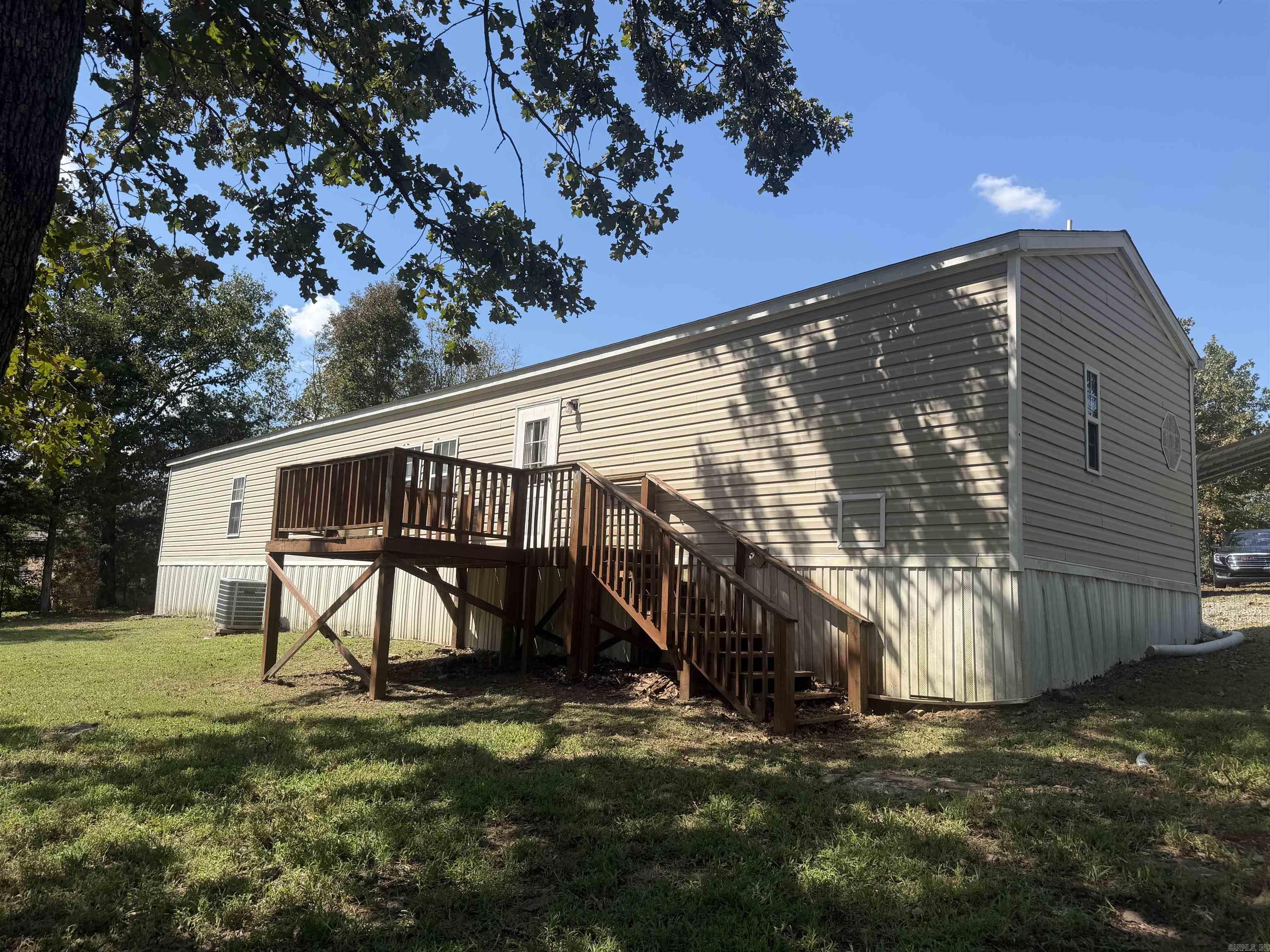 104 Deer Ridge Drive Property Photo 23