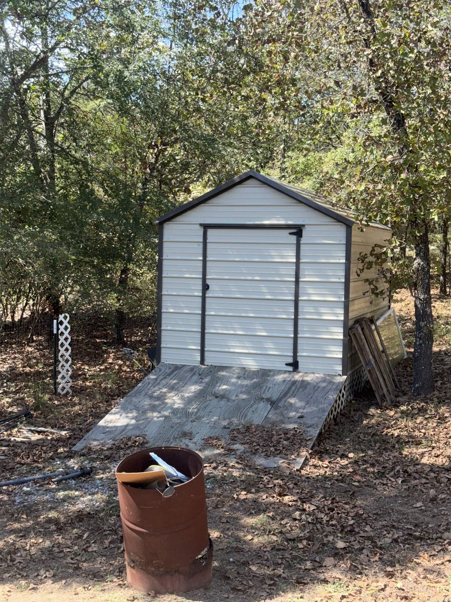 104 Deer Ridge Drive Property Photo 24