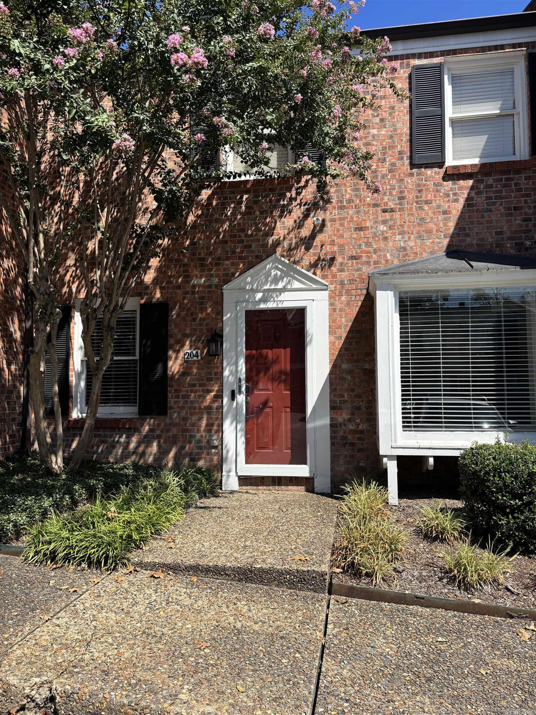 2200 Andover Ct #204 Property Photo 1