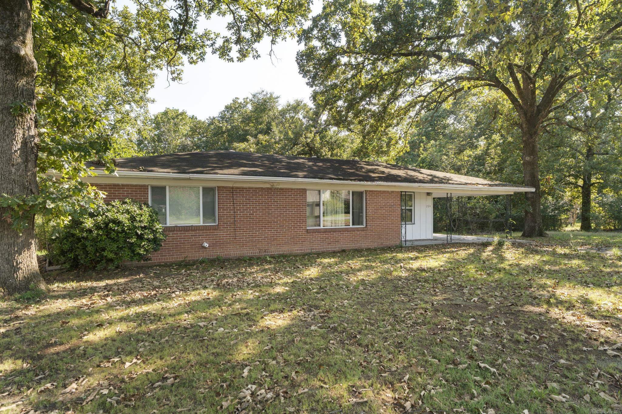 224 Reeves Road Property Photo 3