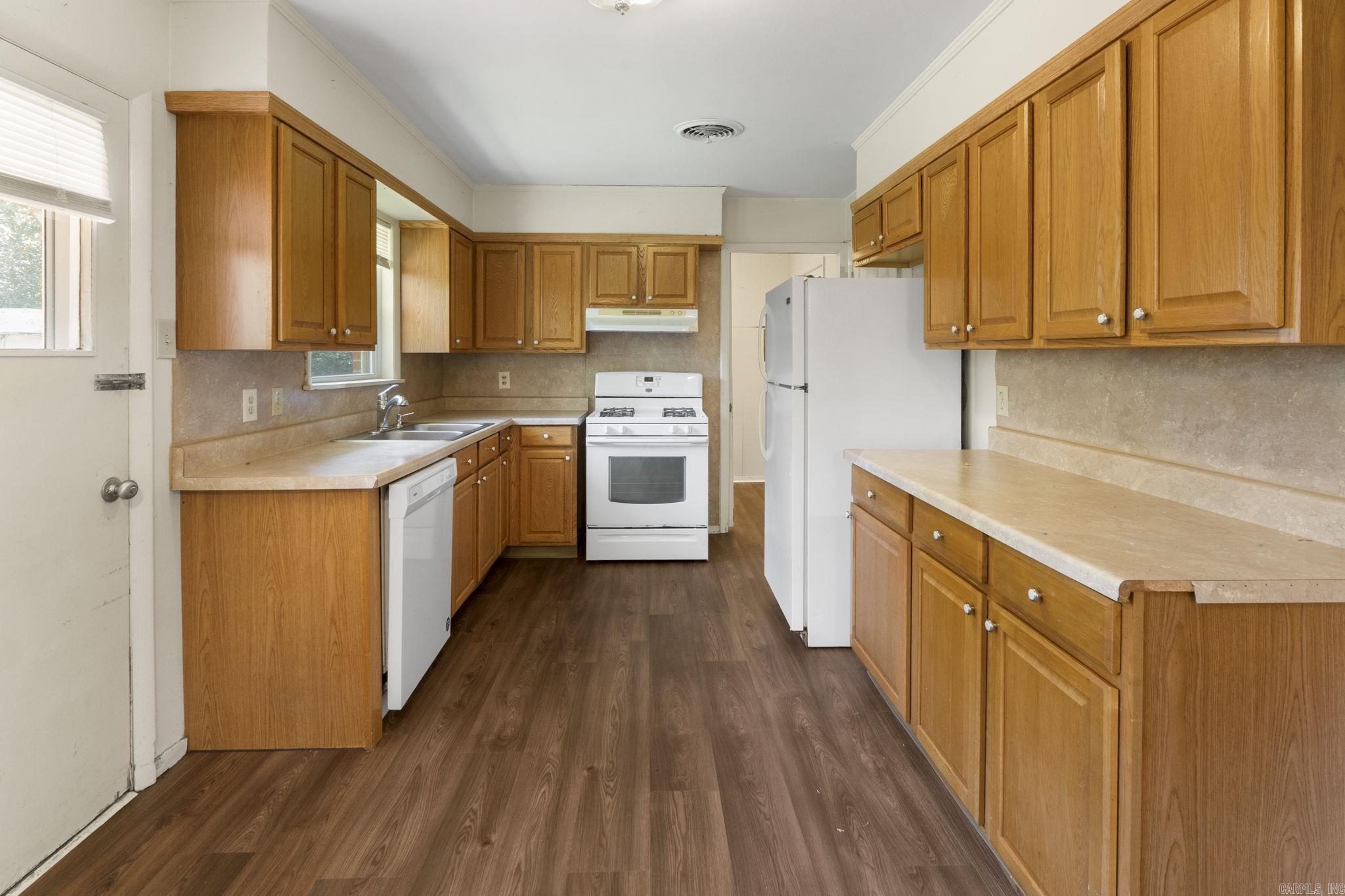 224 Reeves Road Property Photo 12