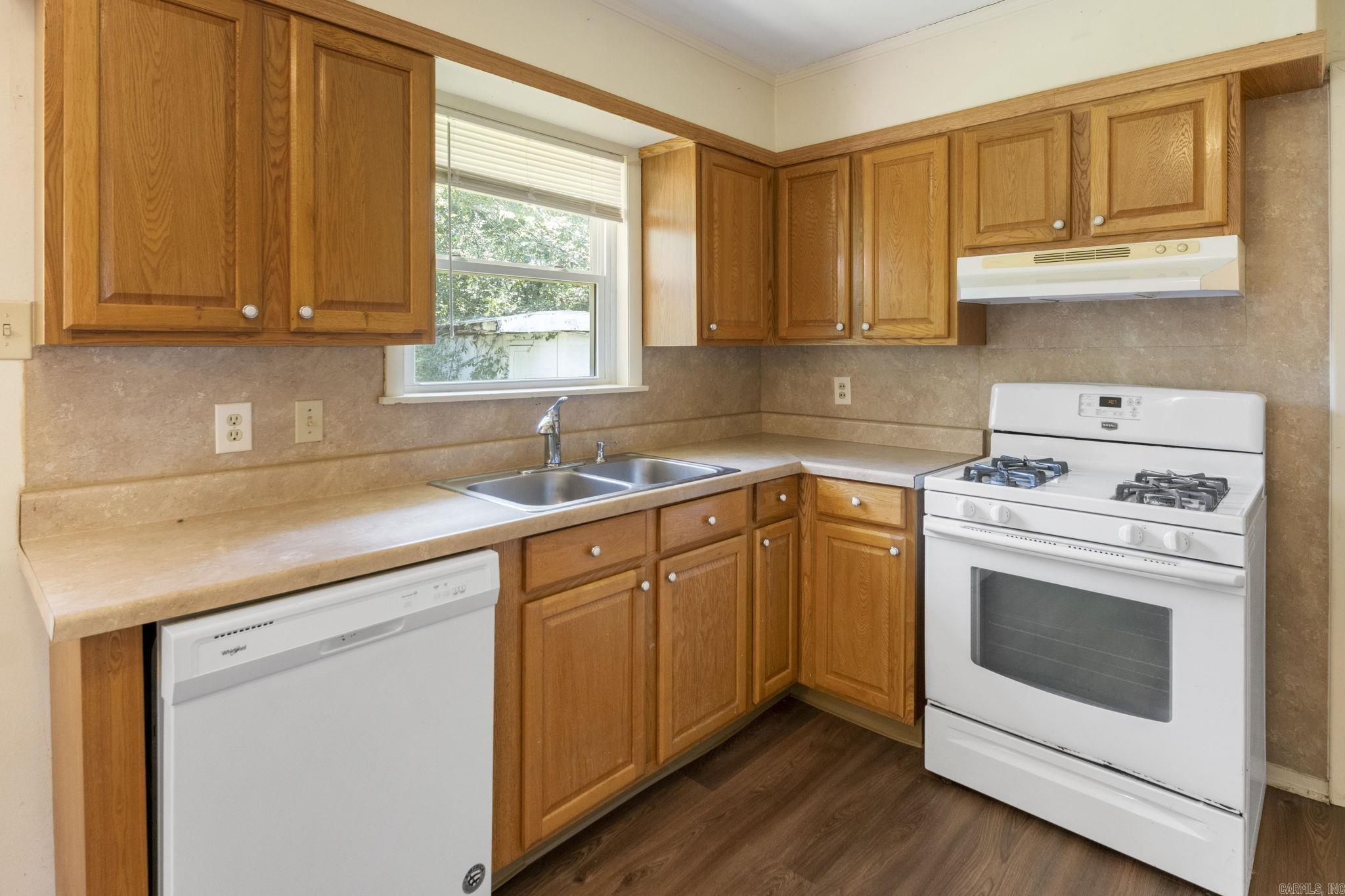 224 Reeves Road Property Photo 14
