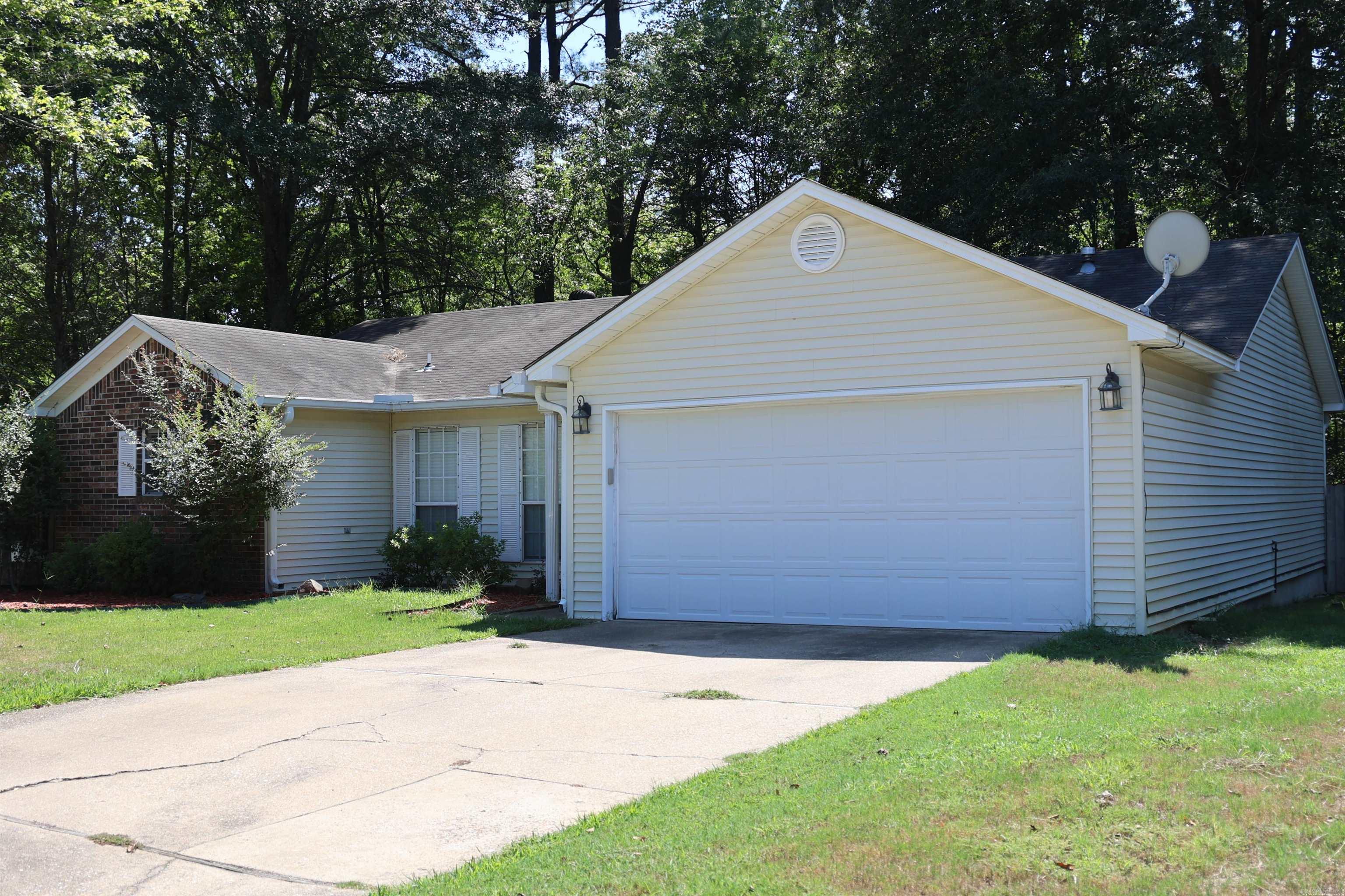 78 Pinedale Circle Property Photo 3