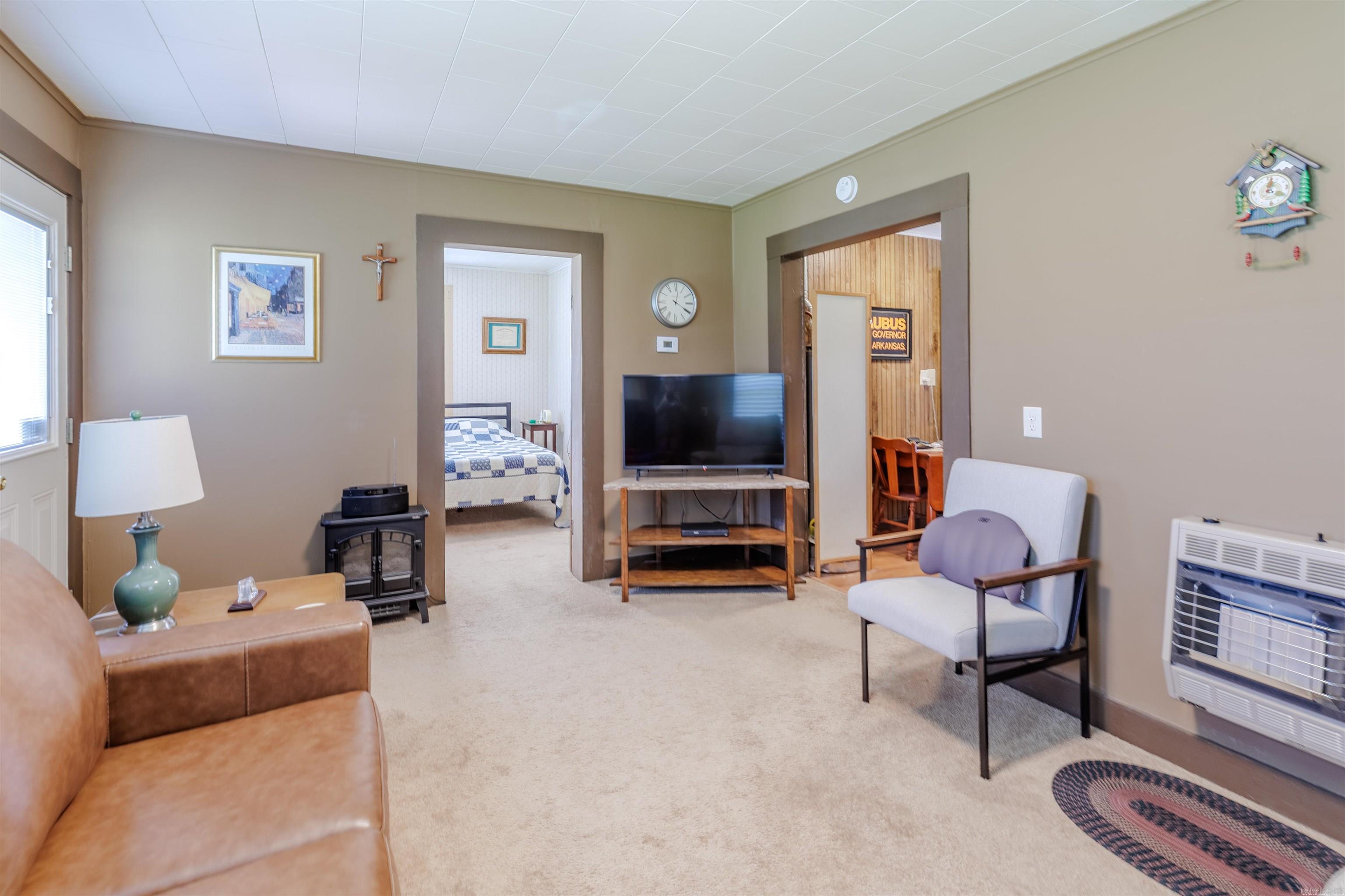 932 Cherry Hill Loop Property Photo 7