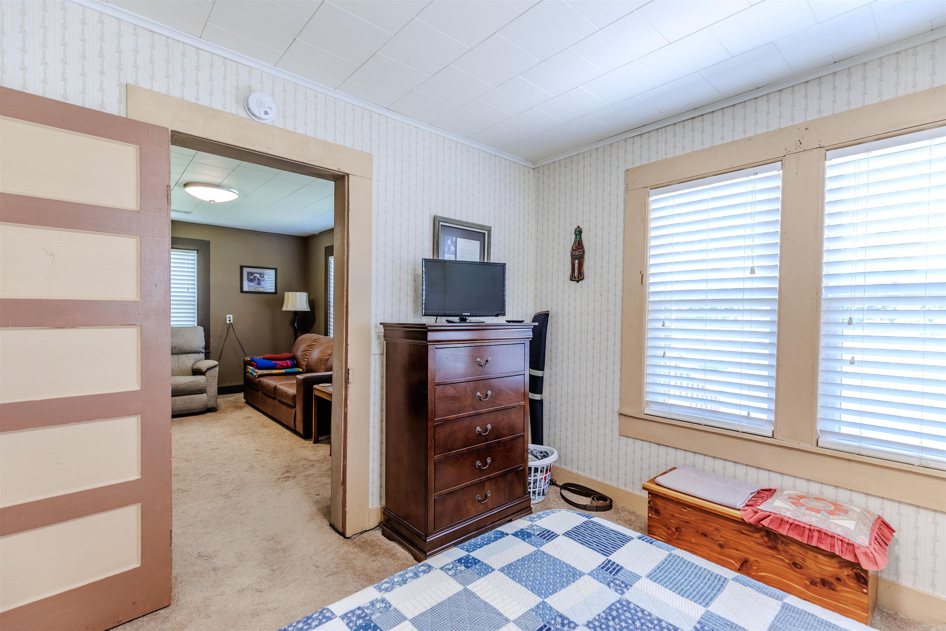 932 Cherry Hill Loop Property Photo 24