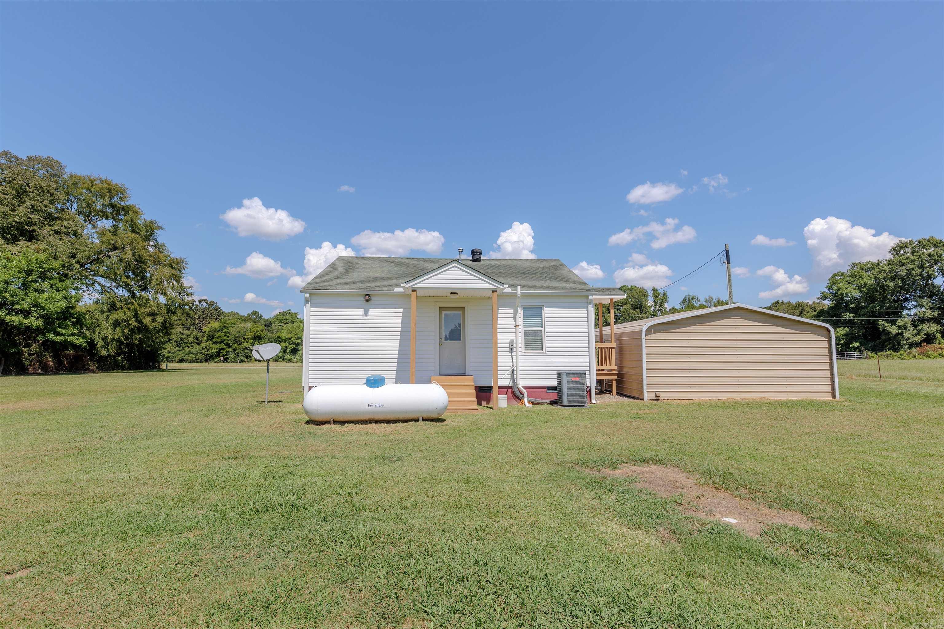 932 Cherry Hill Loop Property Photo 26