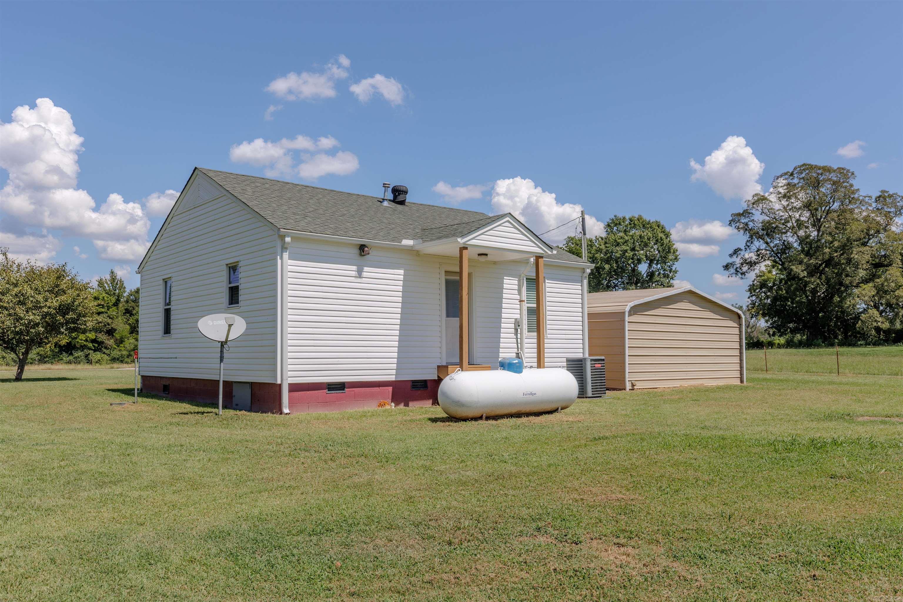 932 Cherry Hill Loop Property Photo 28