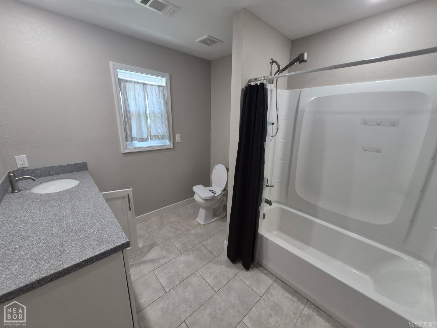 121 Stone Street Property Photo 13