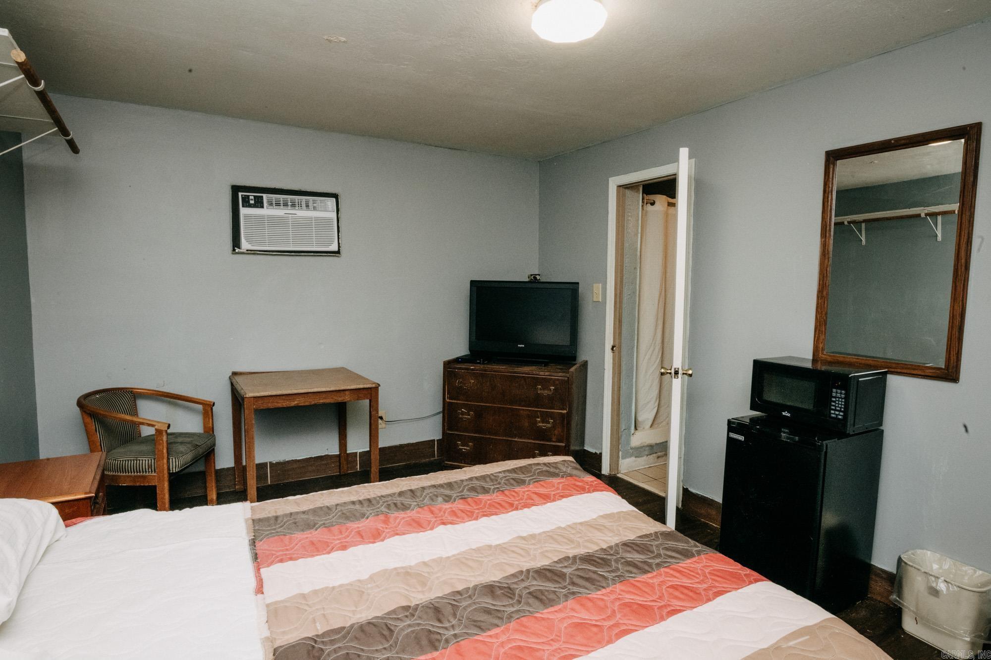 16600 Interstate 30 Property Photo 8