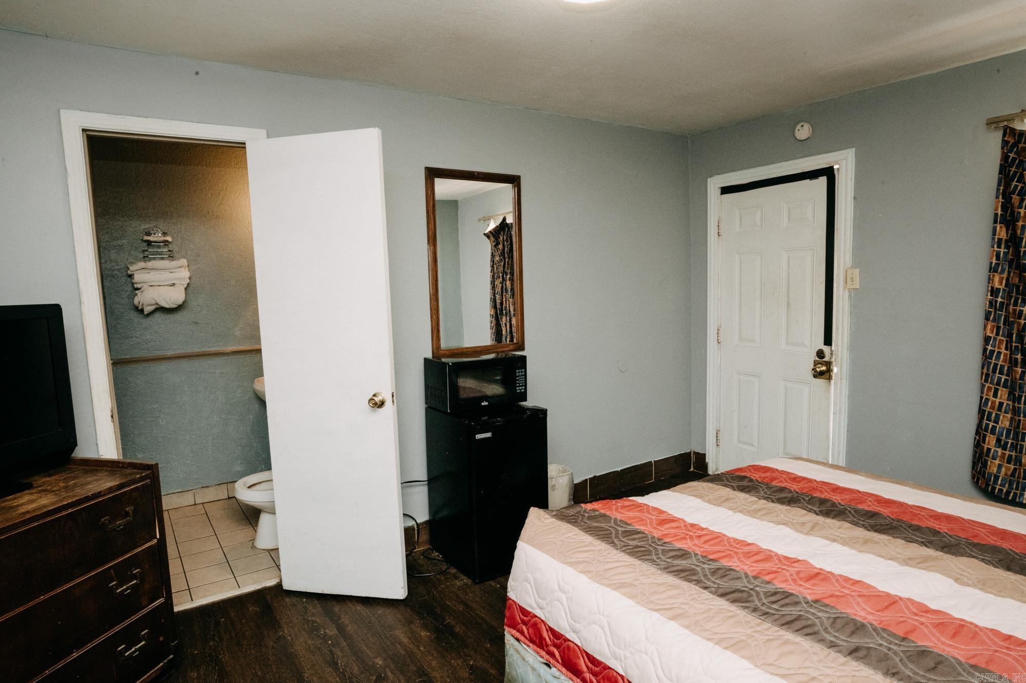 16600 Interstate 30 Property Photo 10