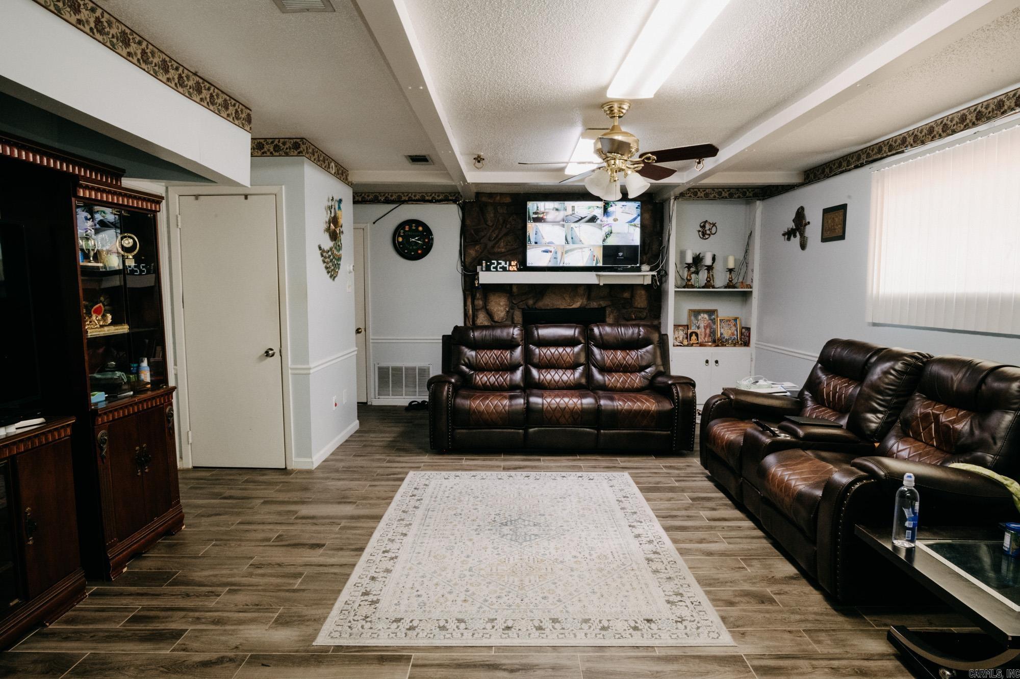 16600 Interstate 30 Property Photo 14