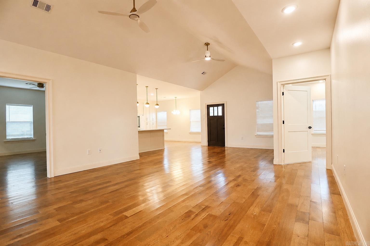 11214 Jamestown Drive Property Photo 5