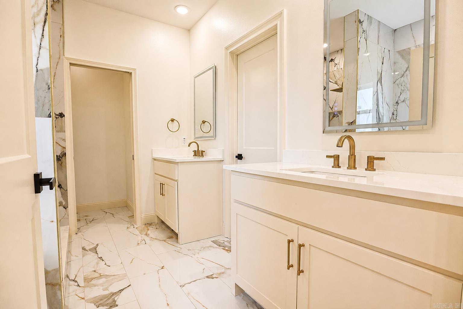 11214 Jamestown Drive Property Photo 15