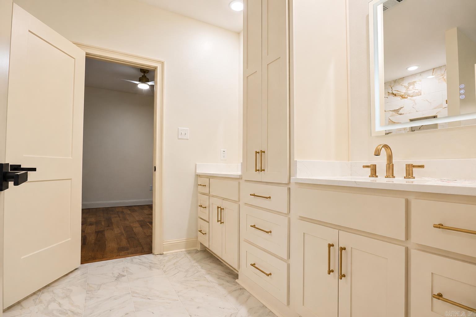 11214 Jamestown Drive Property Photo 21