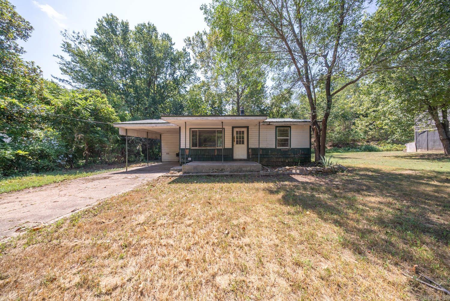 3320 Cave Creek Road Property Photo 4