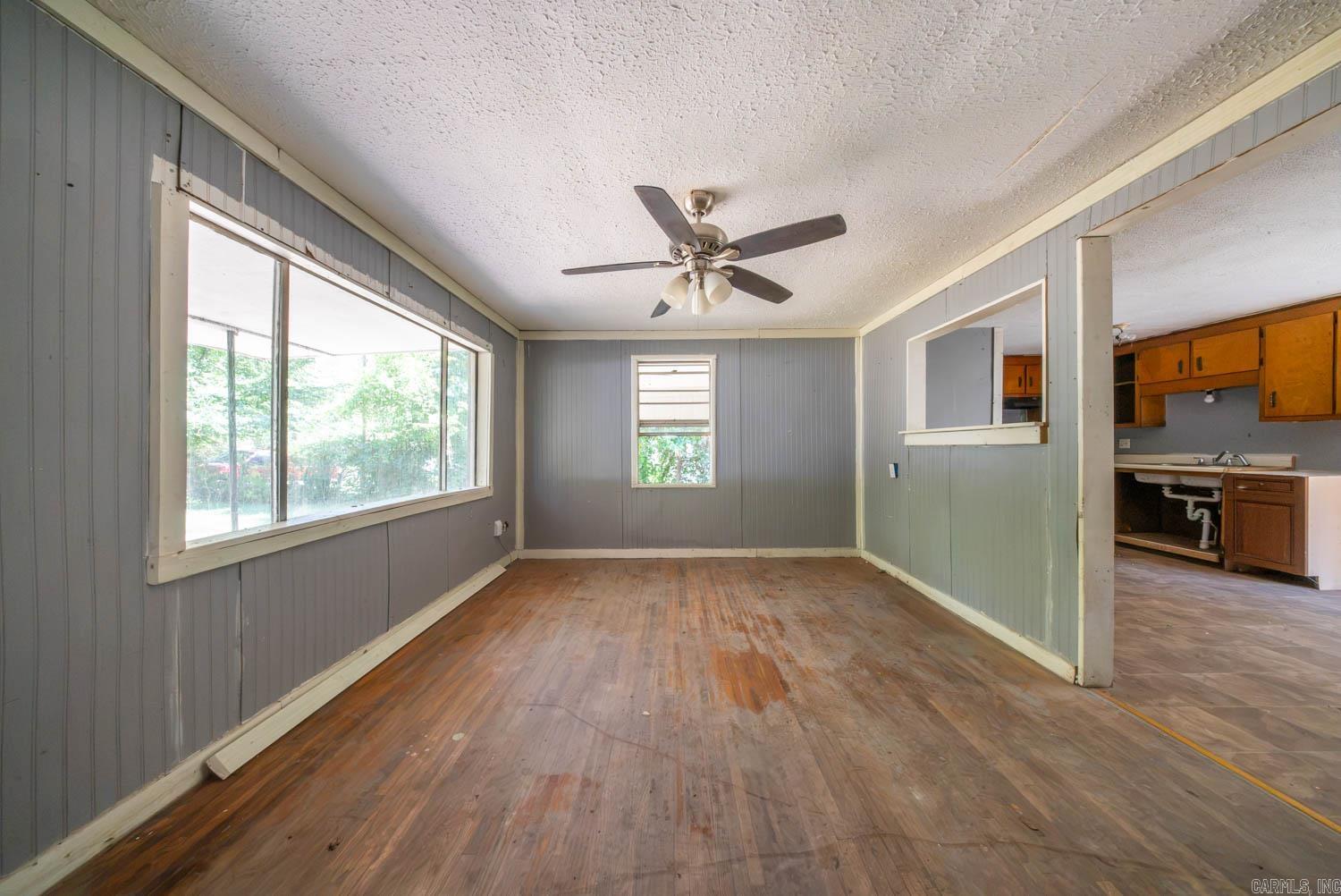 3320 Cave Creek Road Property Photo 12