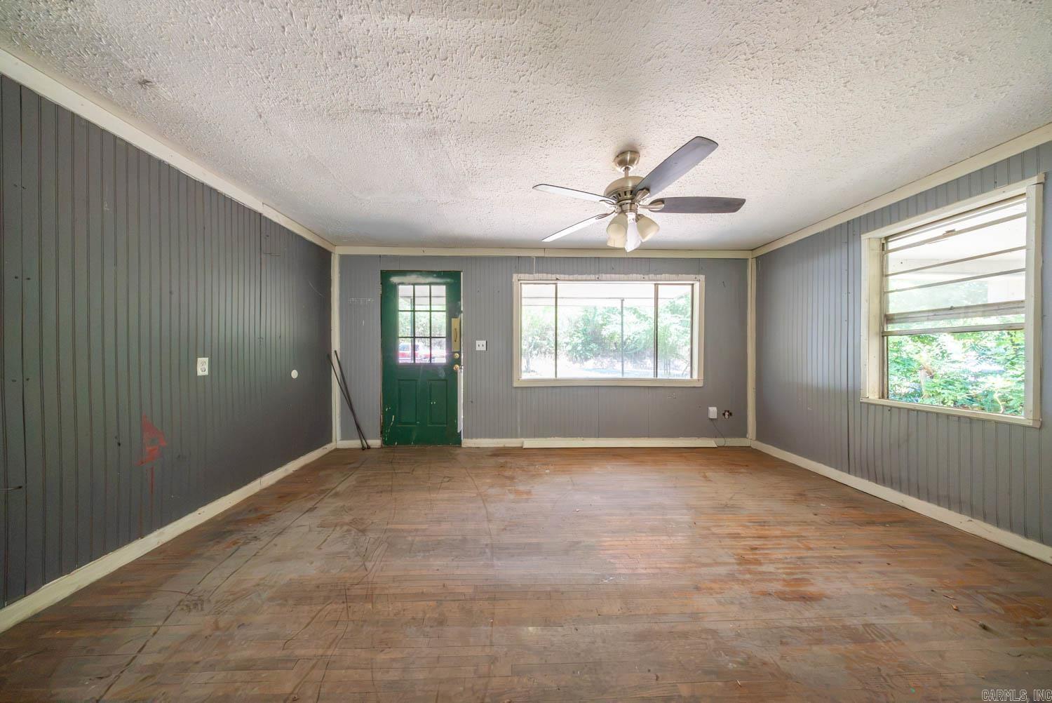 3320 Cave Creek Road Property Photo 13