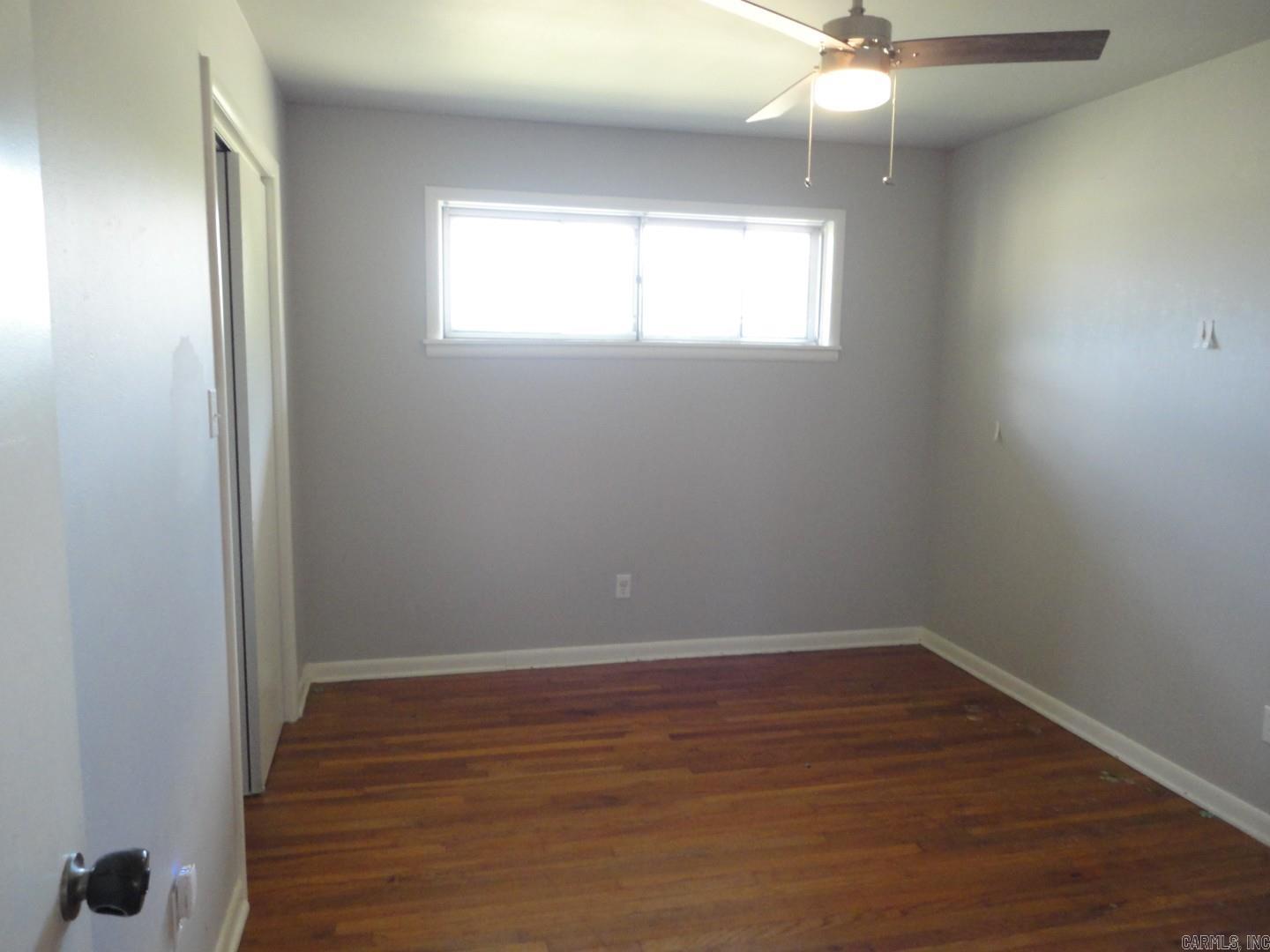 2415 E Republican Road Property Photo 5